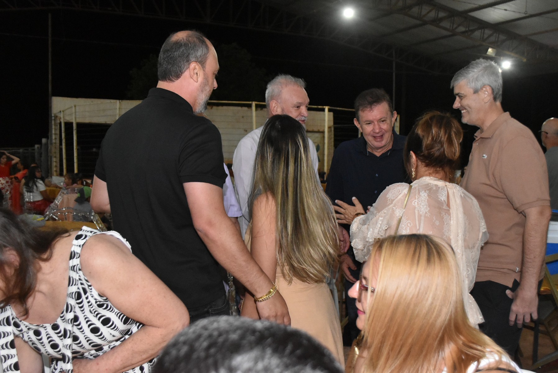 Iguatemi: Confraternização dos servidores municipais reúne mais de duas mil pessoas