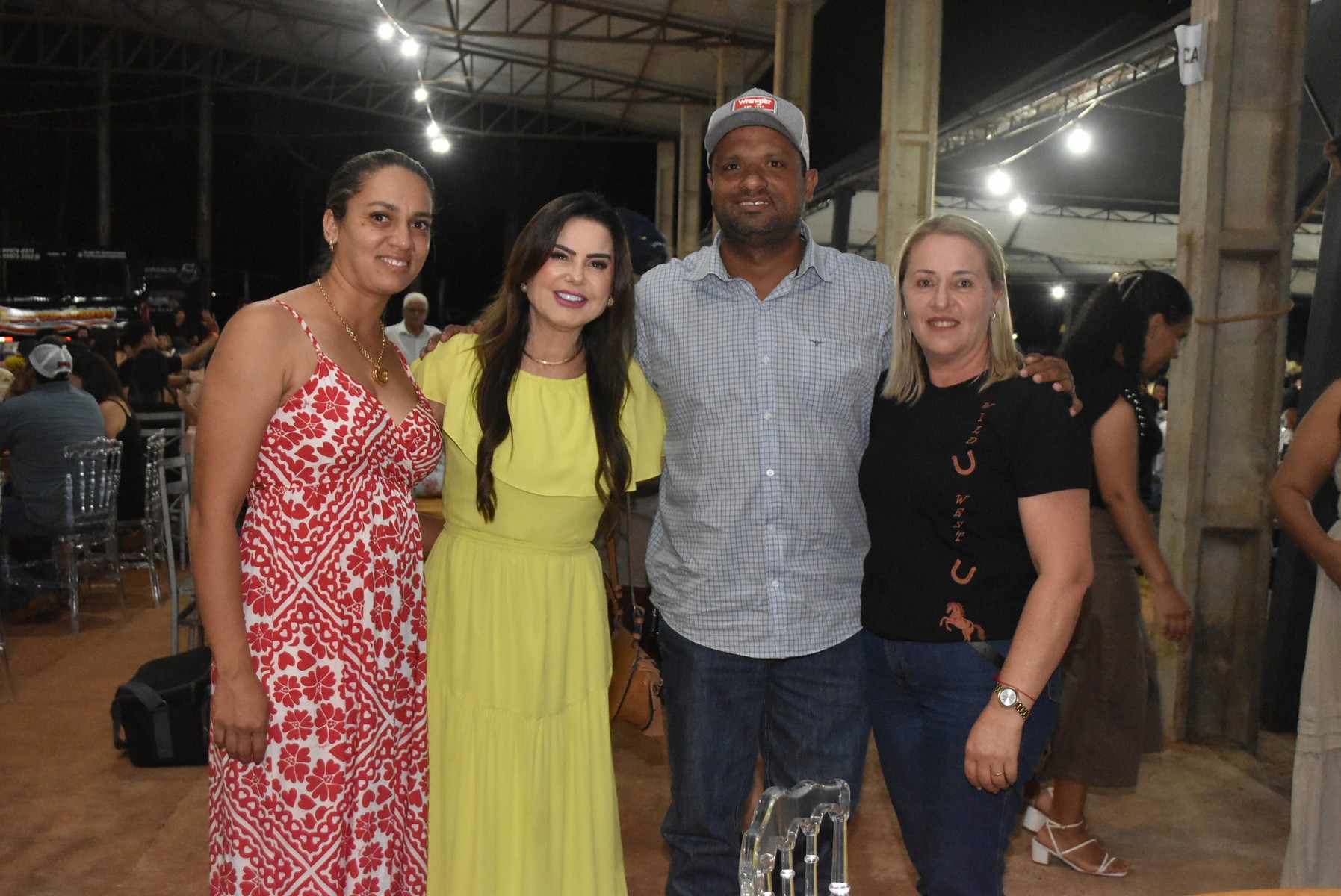 Iguatemi: Confraternização dos servidores municipais reúne mais de duas mil pessoas