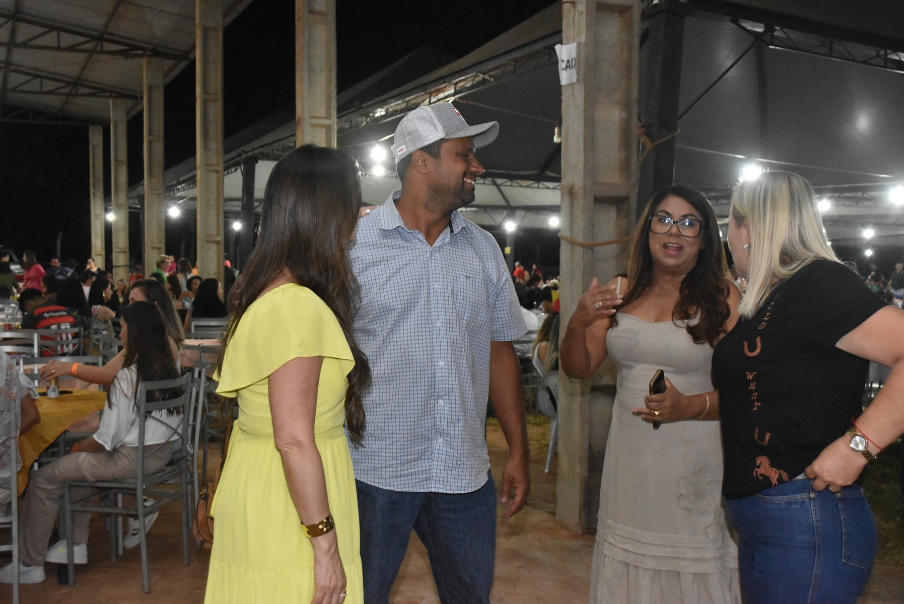 Iguatemi: Confraternização dos servidores municipais reúne mais de duas mil pessoas