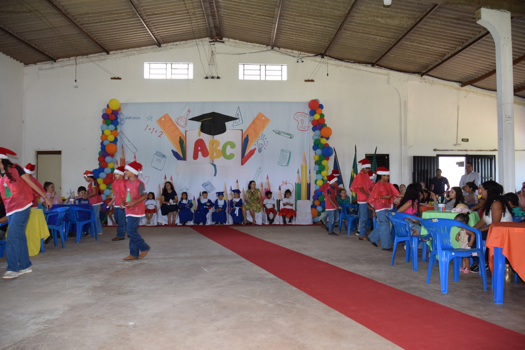 Iguatemi: Direção da Escola Municipal João Paulo I realiza formatura dos alunos do Pré-II da Educação Infantil