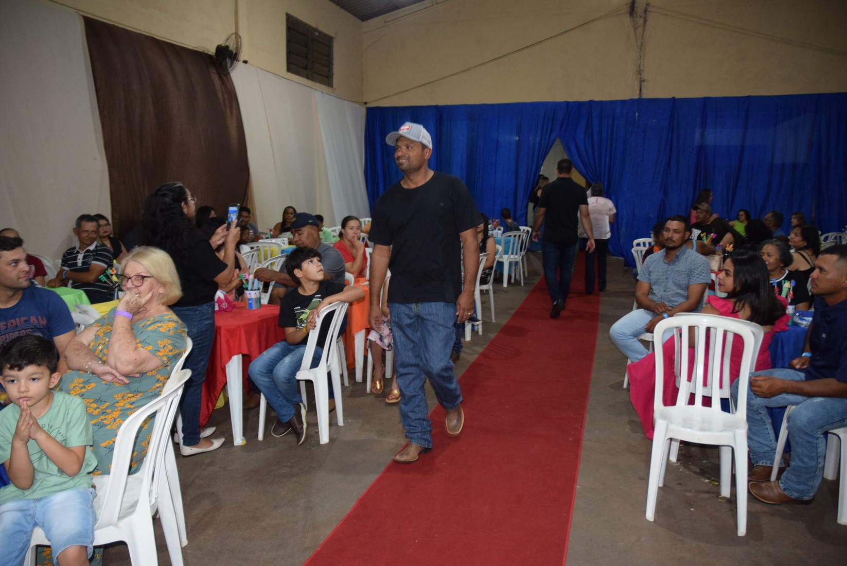 Iguatemi: Em cerimônia marcante, alunos da Educação Infantil da Escola Cemur, no Assentamento Auxiliadora, participam de formatura