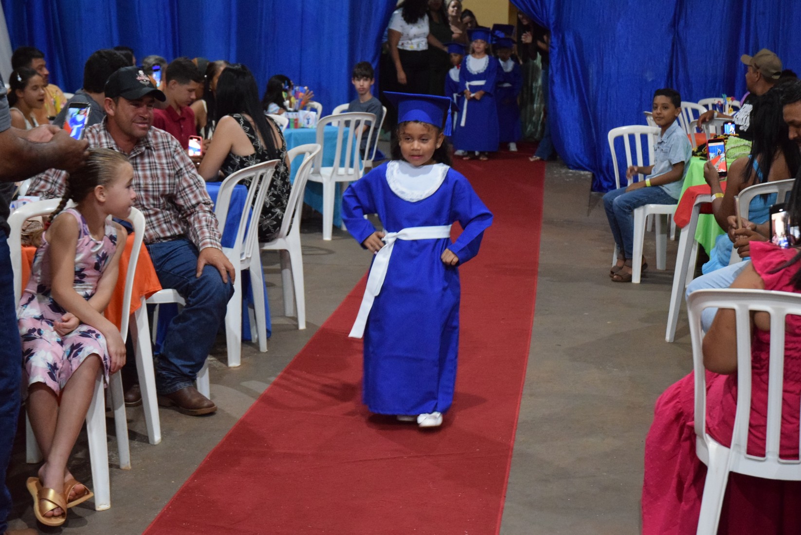 Iguatemi: Em cerimônia marcante, alunos da Educação Infantil da Escola Cemur, no Assentamento Auxiliadora, participam de formatura