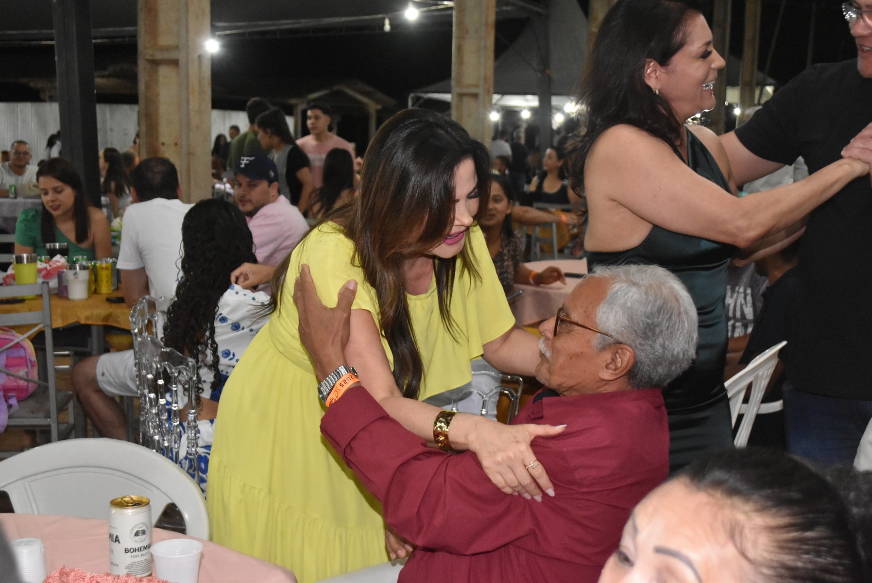 Iguatemi: Confraternização dos servidores municipais reúne mais de duas mil pessoas