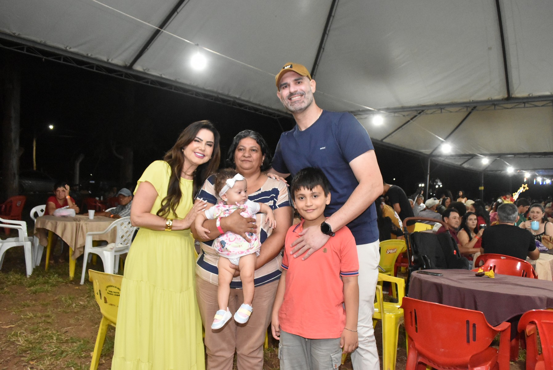 Iguatemi: Confraternização dos servidores municipais reúne mais de duas mil pessoas