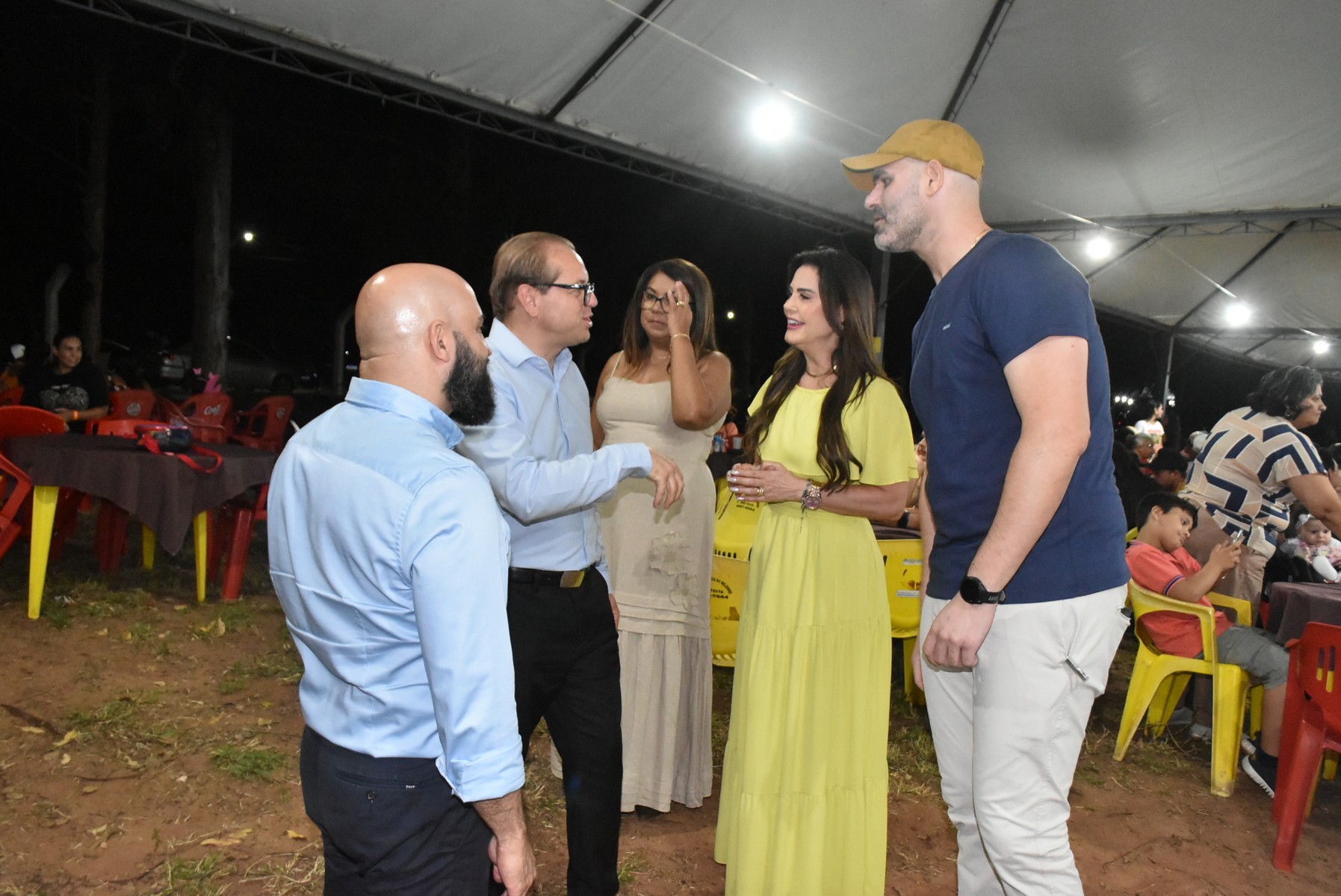 Iguatemi: Confraternização dos servidores municipais reúne mais de duas mil pessoas