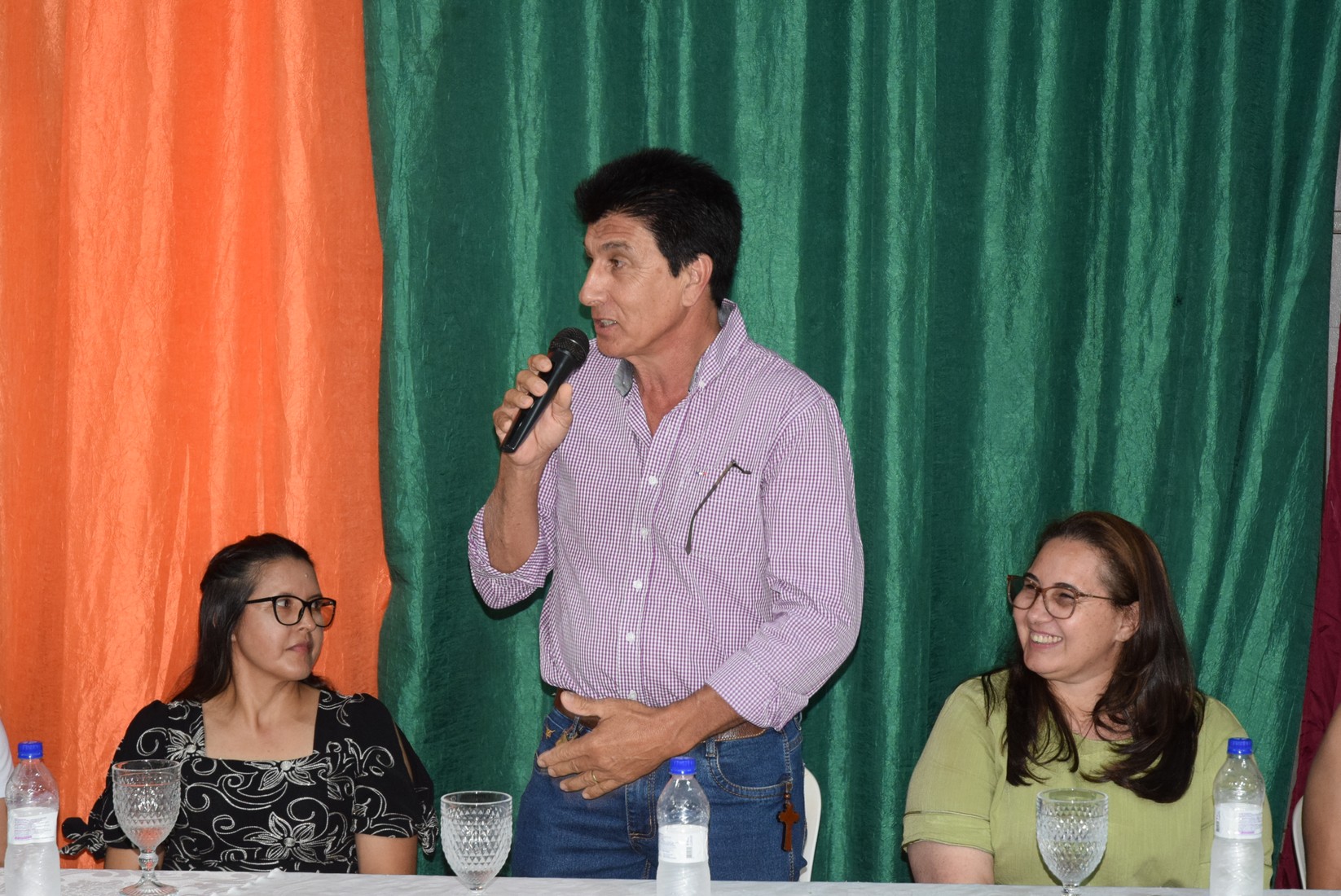 Iguatemi: Em cerimônia marcante, alunos da Educação Infantil da Escola Cemur, no Assentamento Auxiliadora, participam de formatura