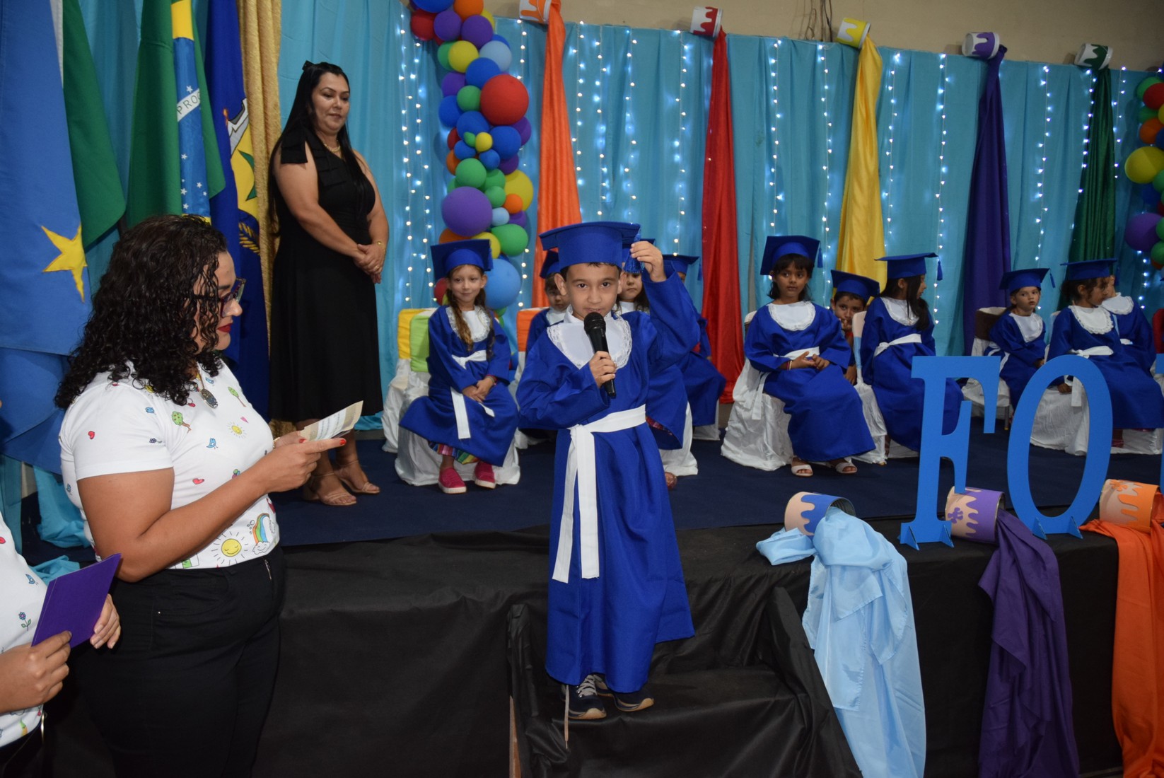 Iguatemi: Em cerimônia marcante, alunos da Educação Infantil da Escola Cemur, no Assentamento Auxiliadora, participam de formatura