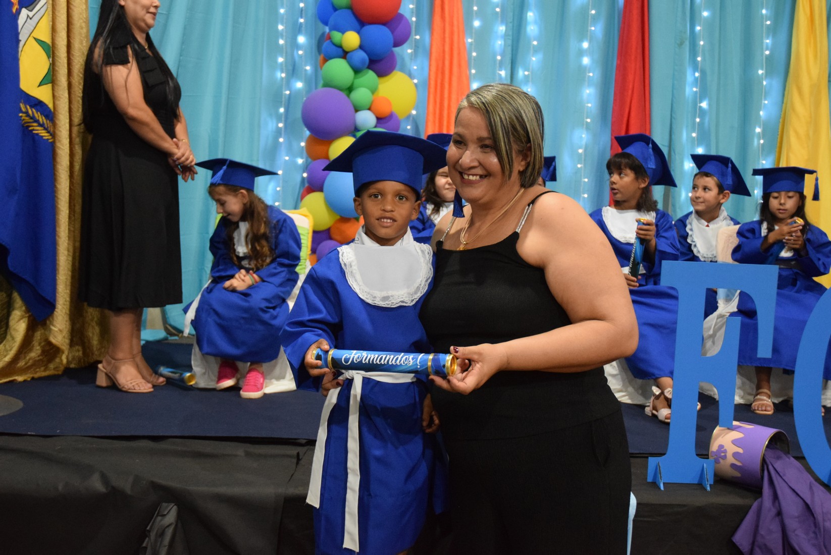 Iguatemi: Em cerimônia marcante, alunos da Educação Infantil da Escola Cemur, no Assentamento Auxiliadora, participam de formatura