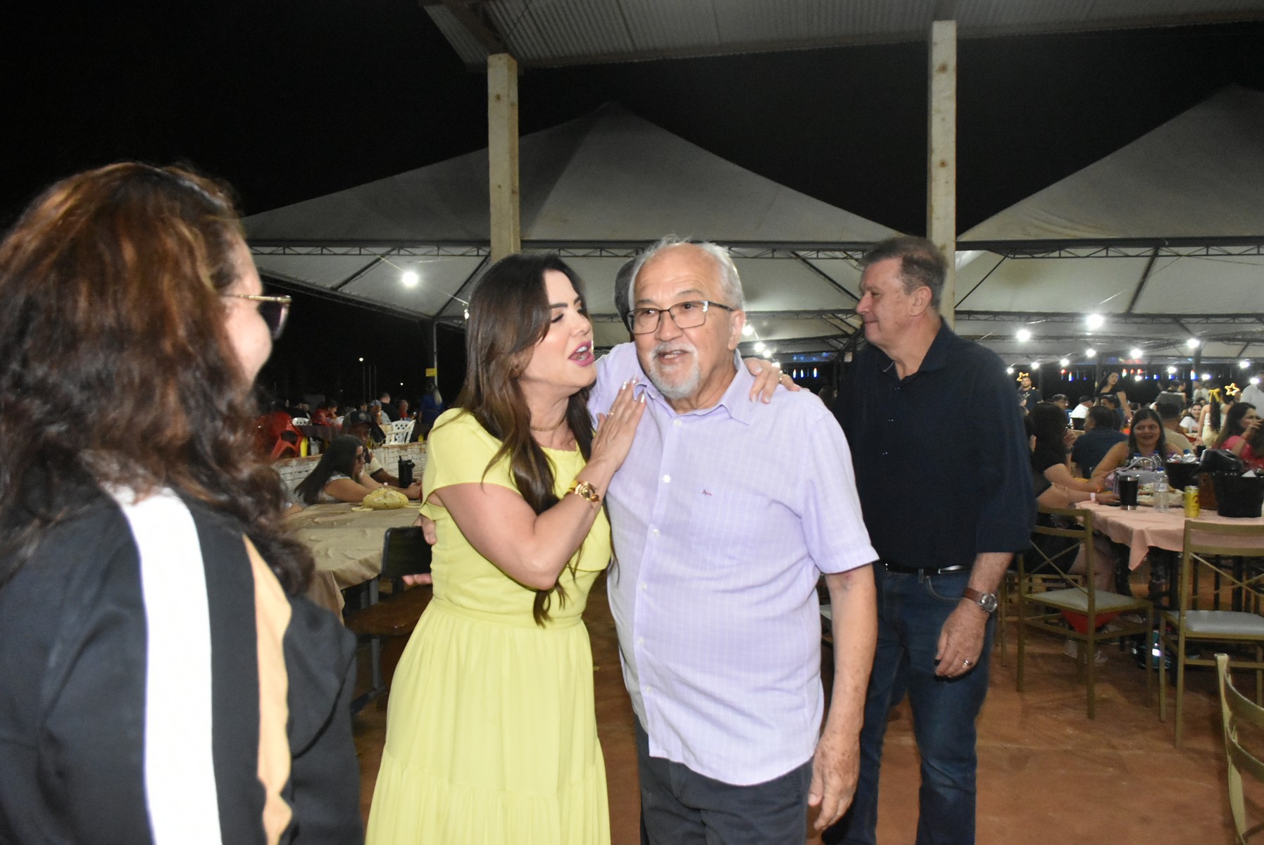 Iguatemi: Confraternização dos servidores municipais reúne mais de duas mil pessoas