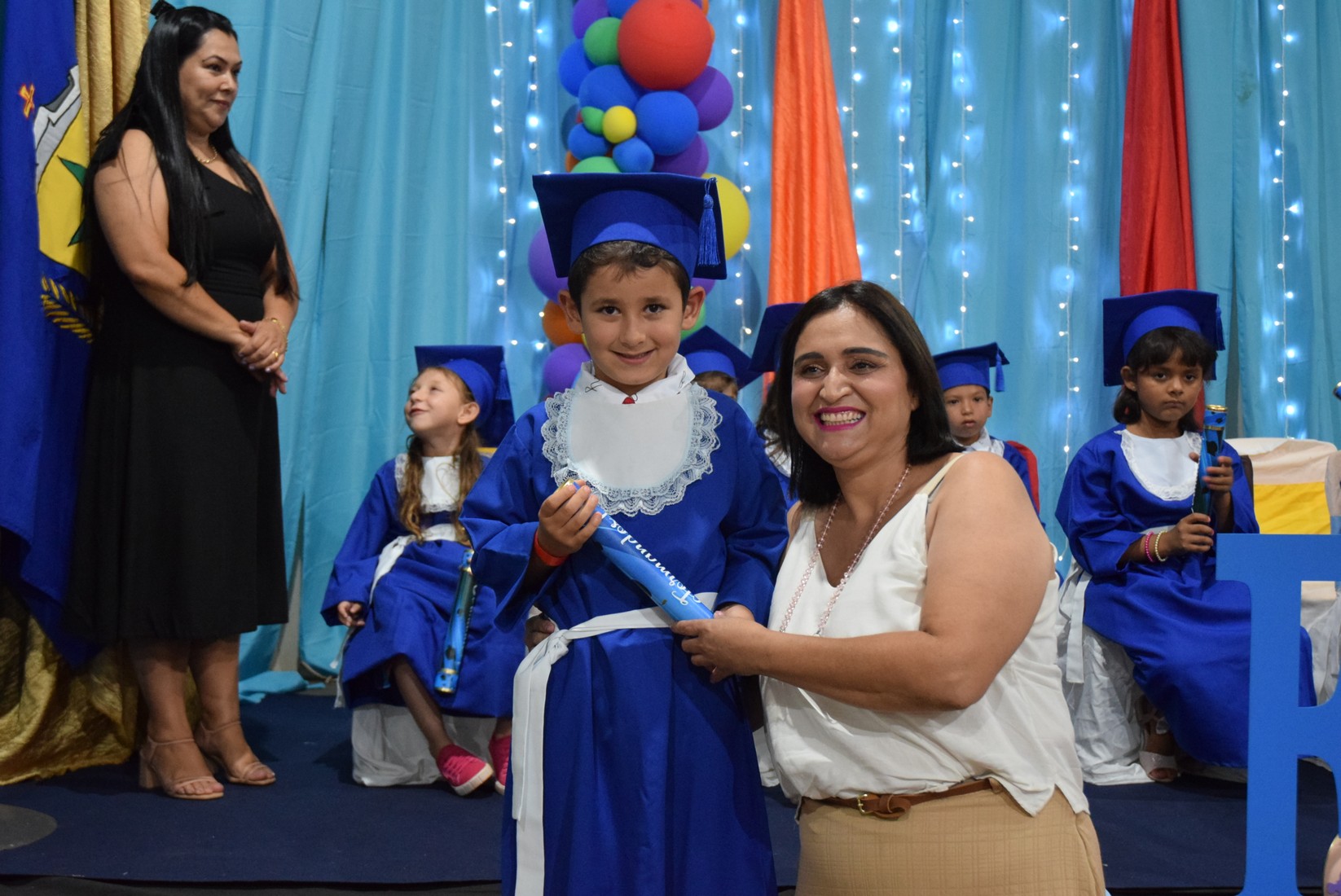 Iguatemi: Em cerimônia marcante, alunos da Educação Infantil da Escola Cemur, no Assentamento Auxiliadora, participam de formatura