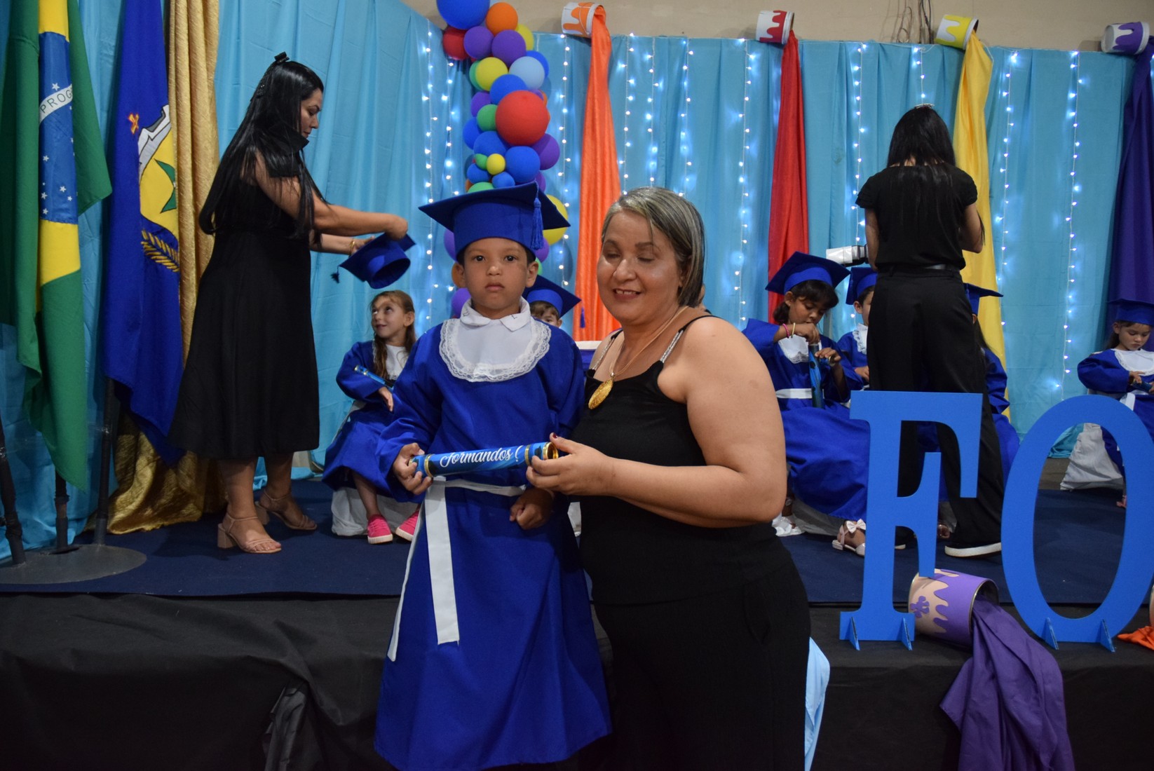 Iguatemi: Em cerimônia marcante, alunos da Educação Infantil da Escola Cemur, no Assentamento Auxiliadora, participam de formatura