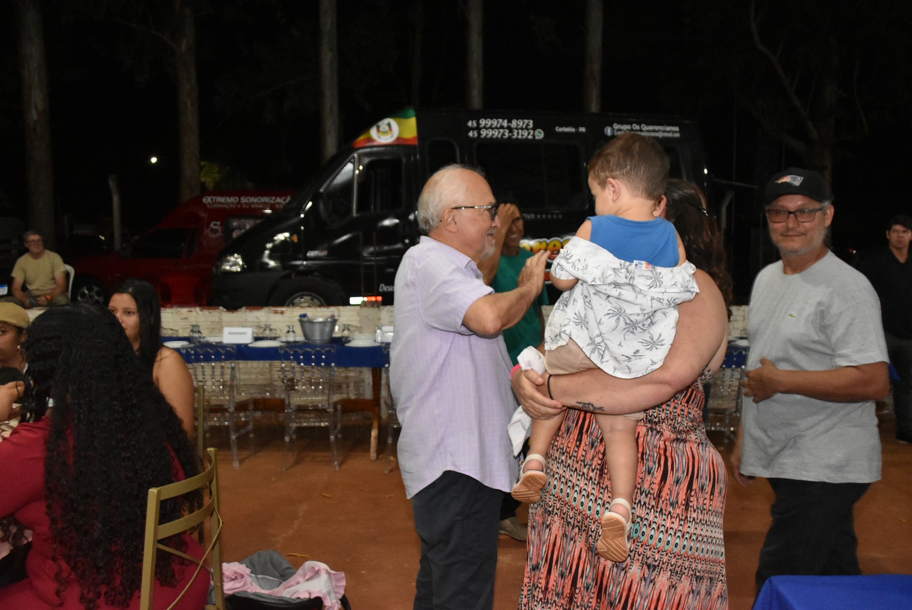 Iguatemi: Confraternização dos servidores municipais reúne mais de duas mil pessoas