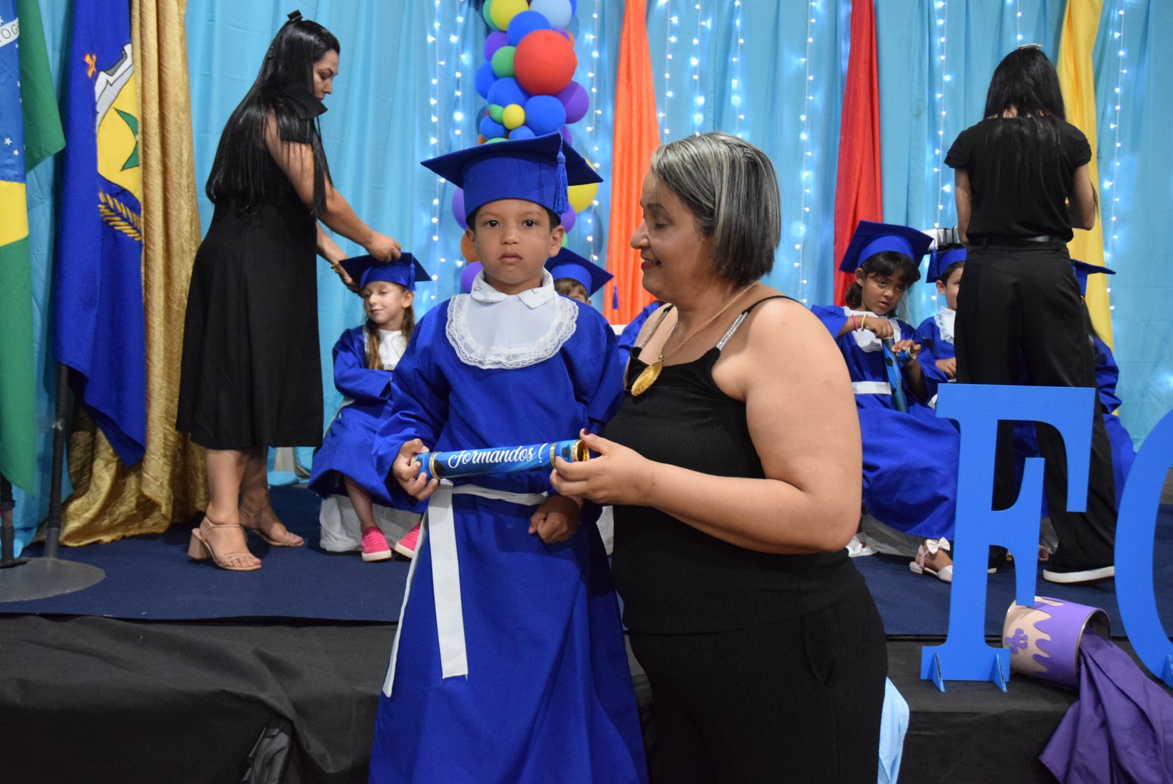 Iguatemi: Em cerimônia marcante, alunos da Educação Infantil da Escola Cemur, no Assentamento Auxiliadora, participam de formatura