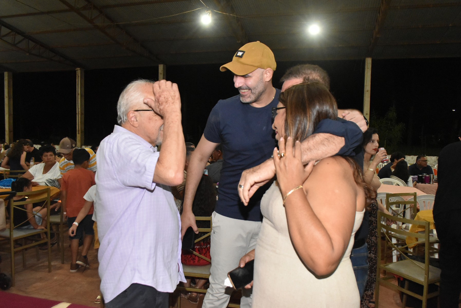 Iguatemi: Confraternização dos servidores municipais reúne mais de duas mil pessoas