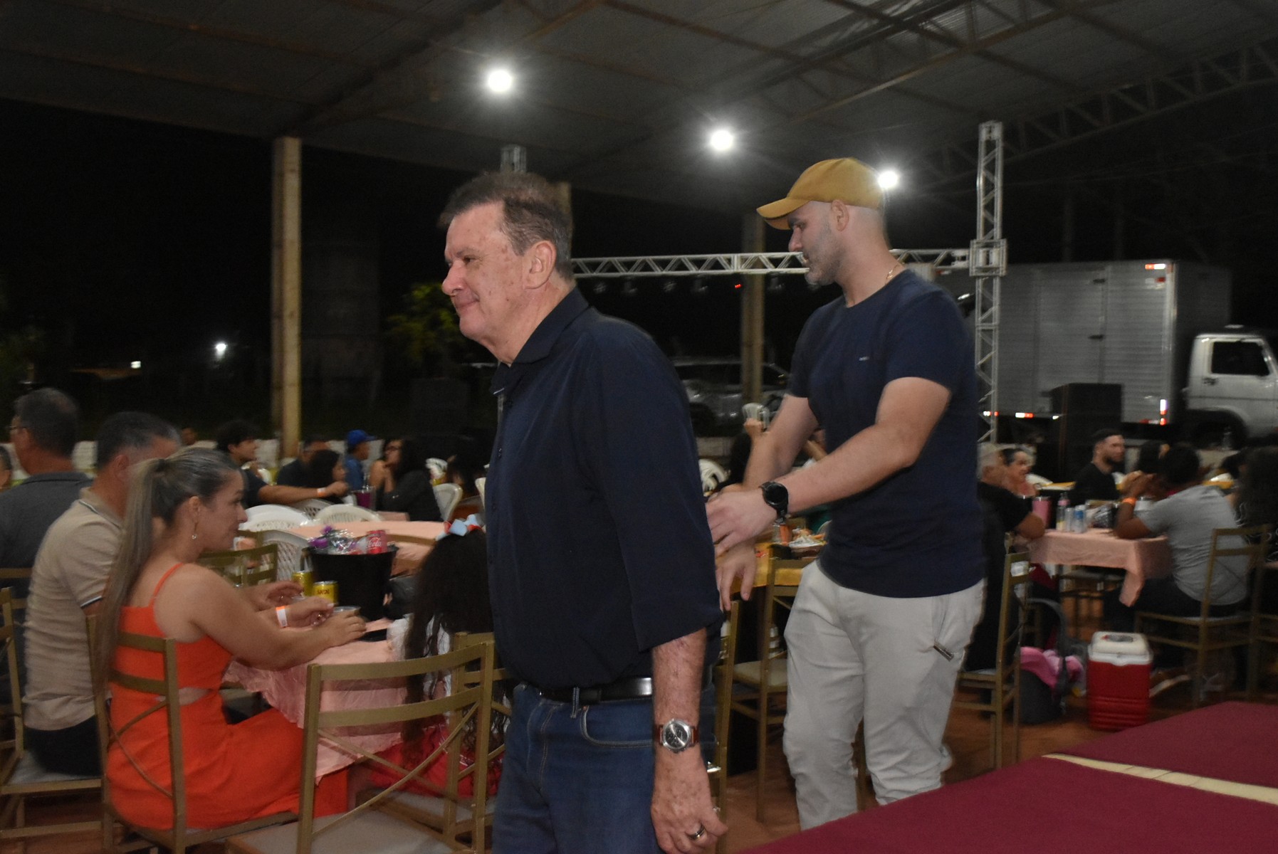 Iguatemi: Confraternização dos servidores municipais reúne mais de duas mil pessoas