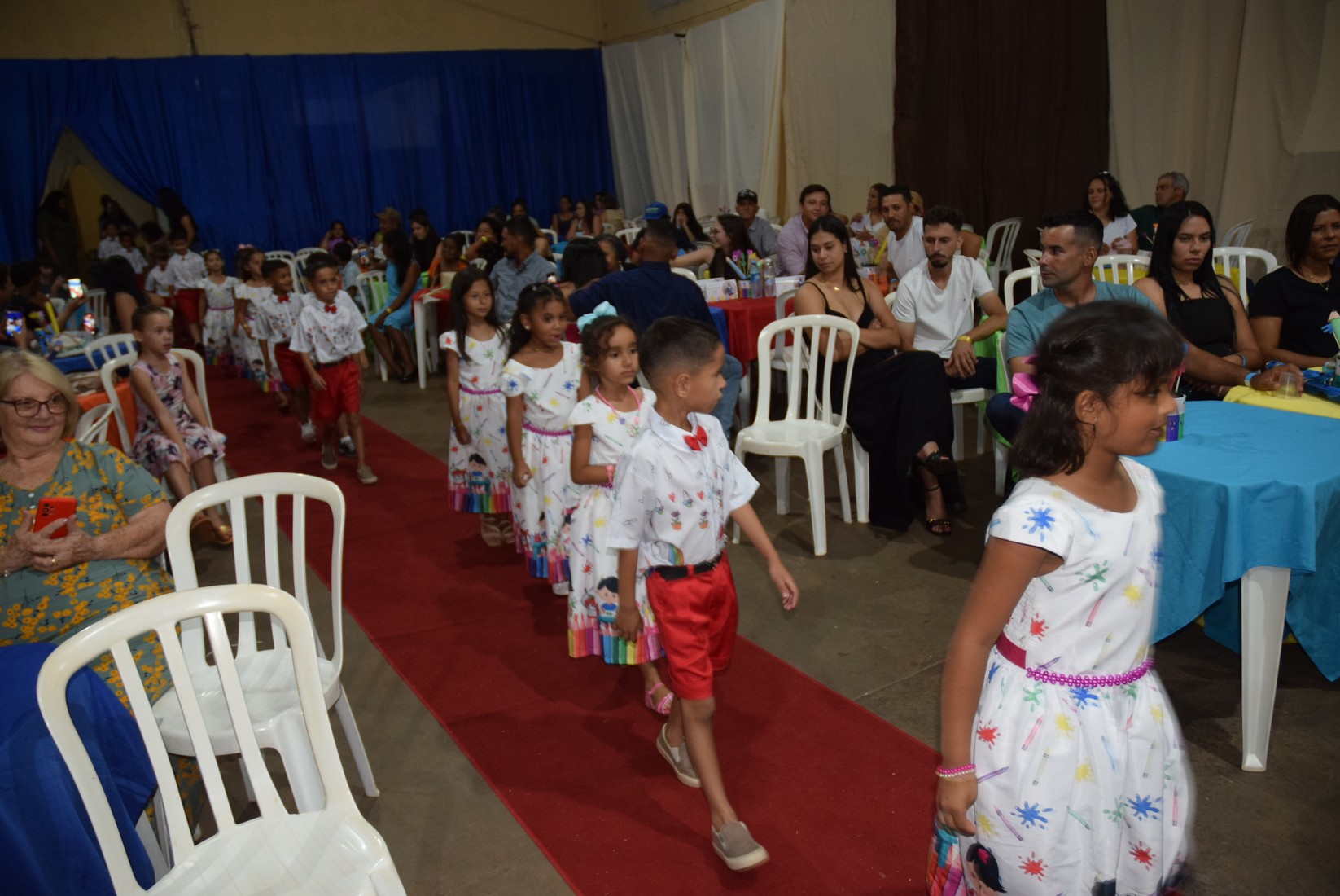 Iguatemi: Em cerimônia marcante, alunos da Educação Infantil da Escola Cemur, no Assentamento Auxiliadora, participam de formatura
