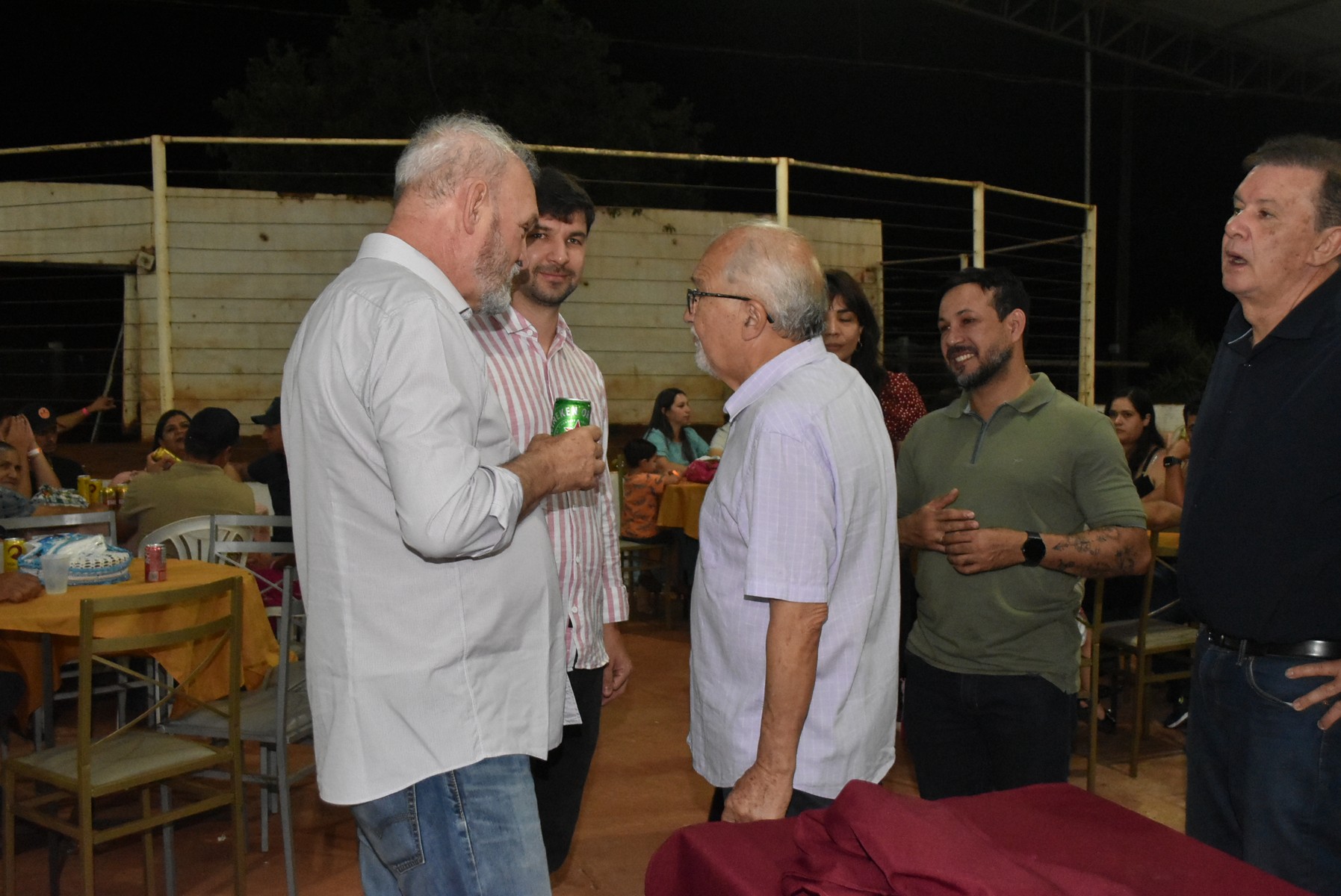 Iguatemi: Confraternização dos servidores municipais reúne mais de duas mil pessoas