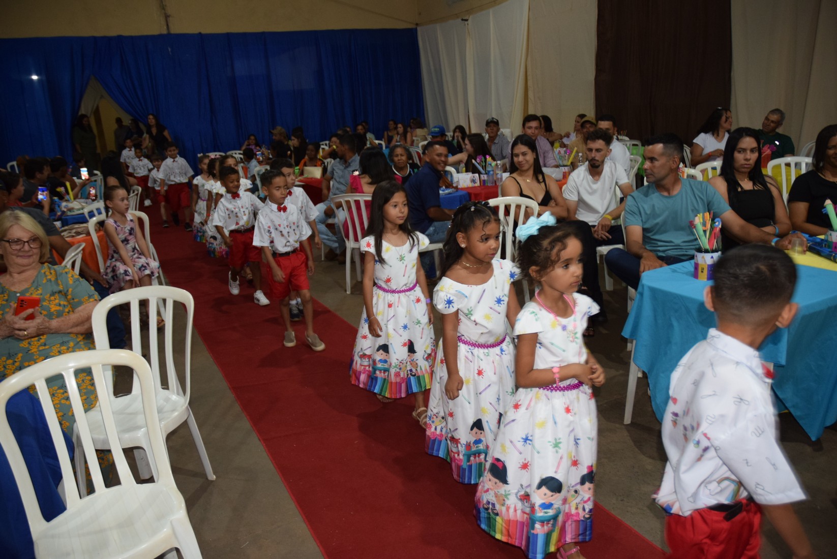 Iguatemi: Em cerimônia marcante, alunos da Educação Infantil da Escola Cemur, no Assentamento Auxiliadora, participam de formatura