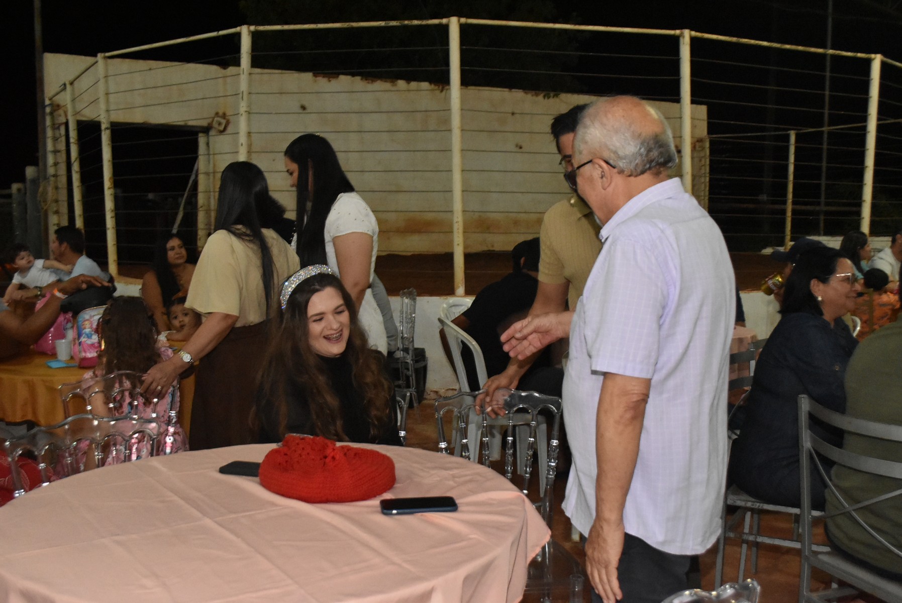 Iguatemi: Confraternização dos servidores municipais reúne mais de duas mil pessoas