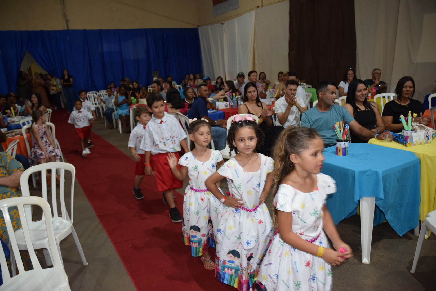 Iguatemi: Em cerimônia marcante, alunos da Educação Infantil da Escola Cemur, no Assentamento Auxiliadora, participam de formatura