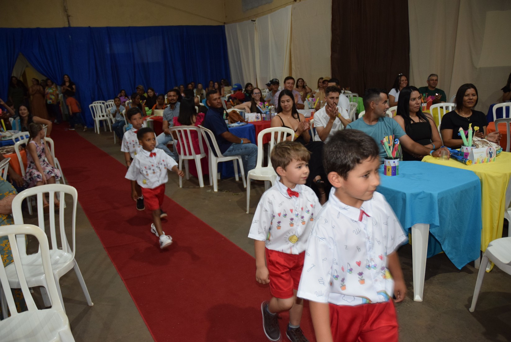 Iguatemi: Em cerimônia marcante, alunos da Educação Infantil da Escola Cemur, no Assentamento Auxiliadora, participam de formatura