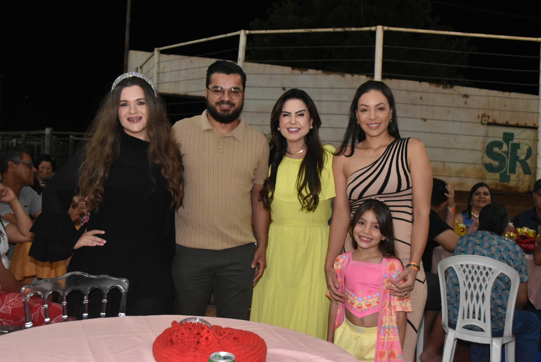 Iguatemi: Confraternização dos servidores municipais reúne mais de duas mil pessoas