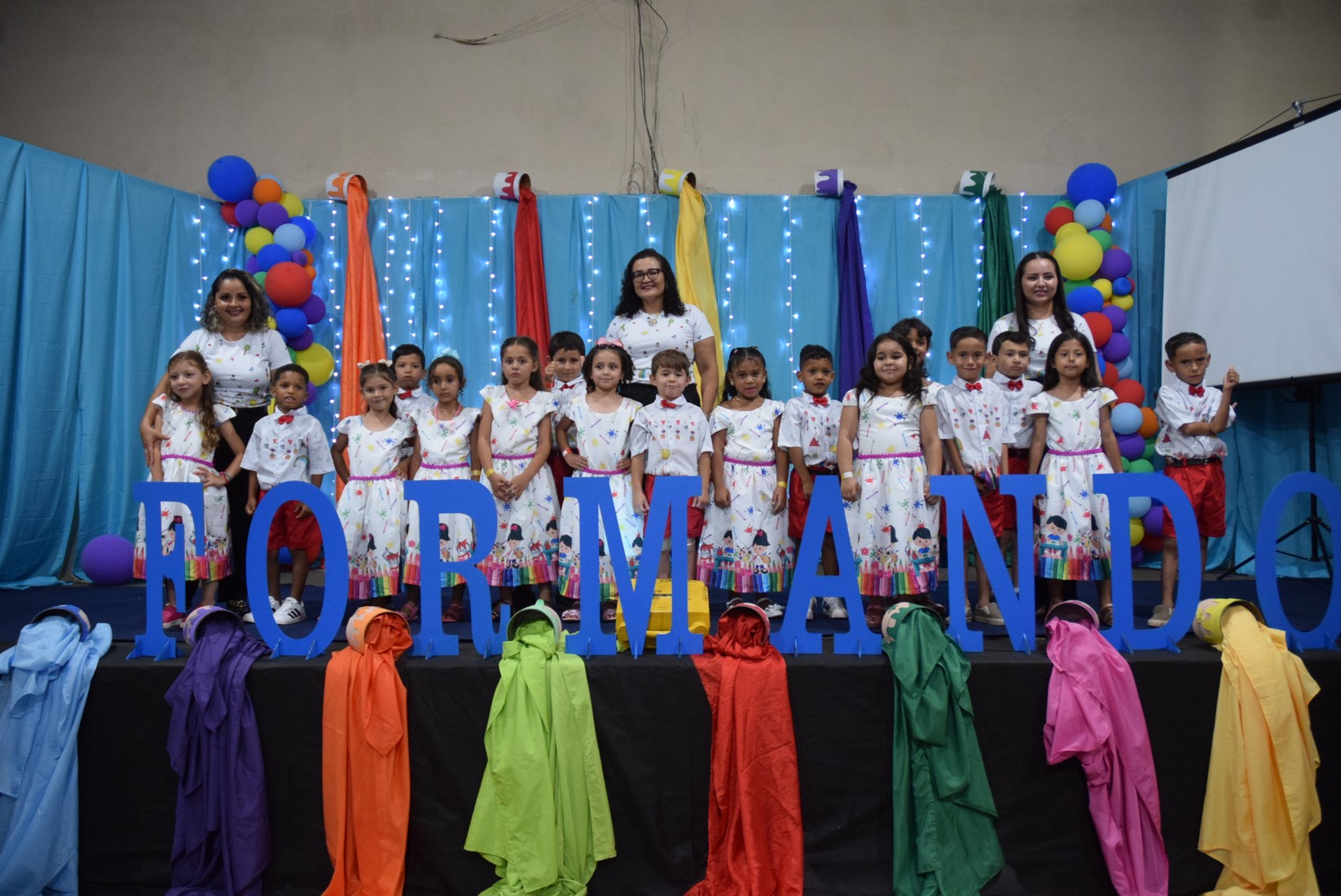 Iguatemi: Em cerimônia marcante, alunos da Educação Infantil da Escola Cemur, no Assentamento Auxiliadora, participam de formatura