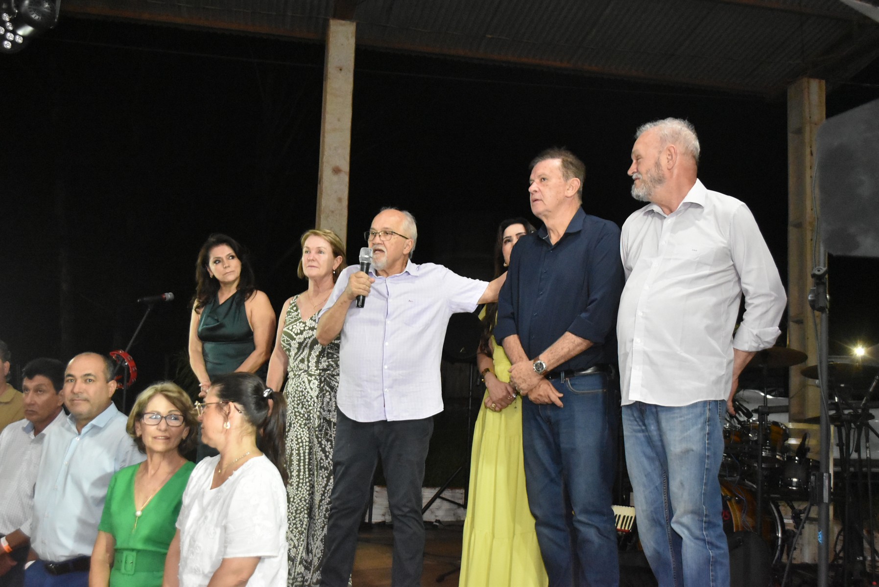 Iguatemi: Confraternização dos servidores municipais reúne mais de duas mil pessoas