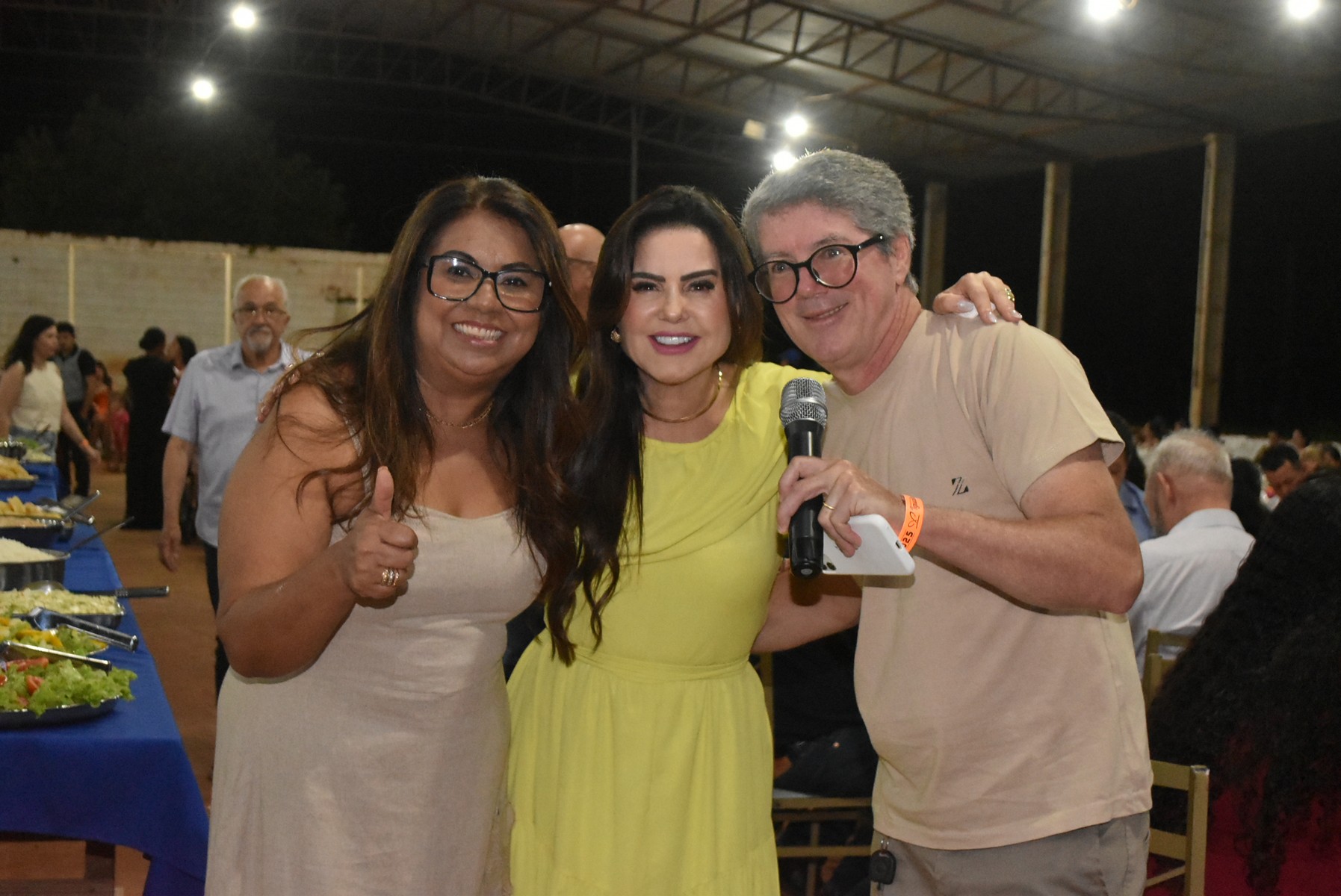 Iguatemi: Confraternização dos servidores municipais reúne mais de duas mil pessoas