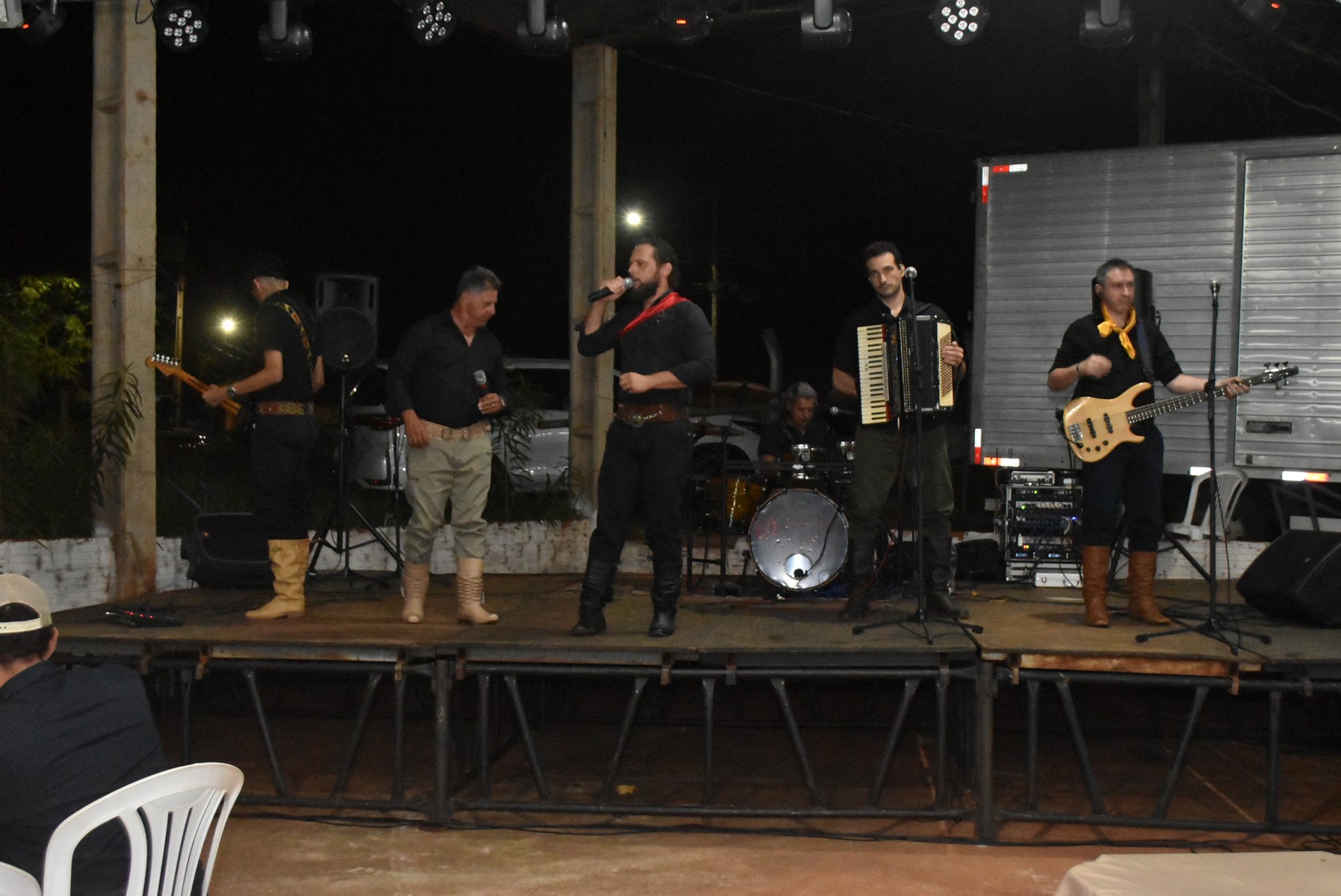 Iguatemi: Confraternização dos servidores municipais reúne mais de duas mil pessoas