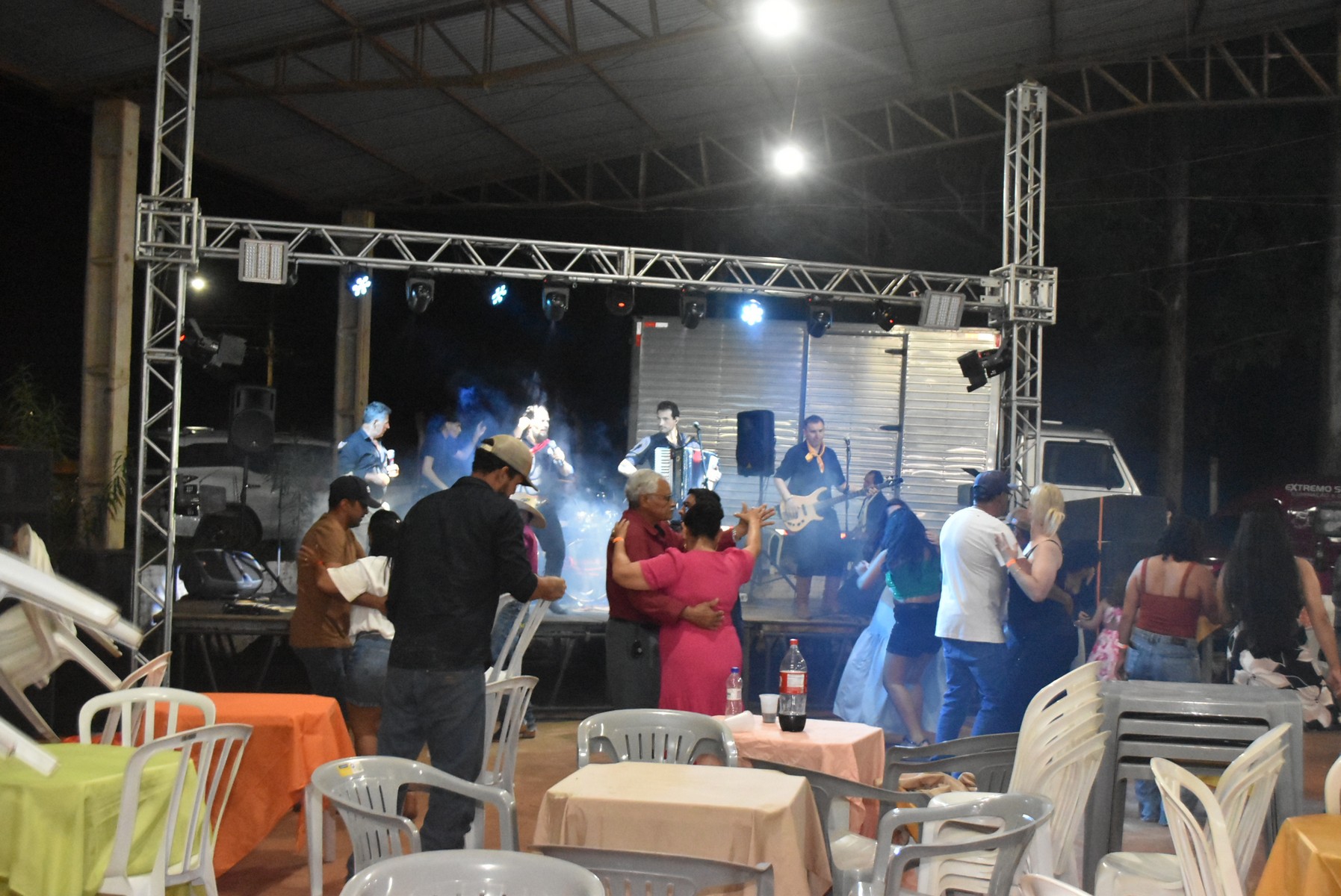 Iguatemi: Confraternização dos servidores municipais reúne mais de duas mil pessoas