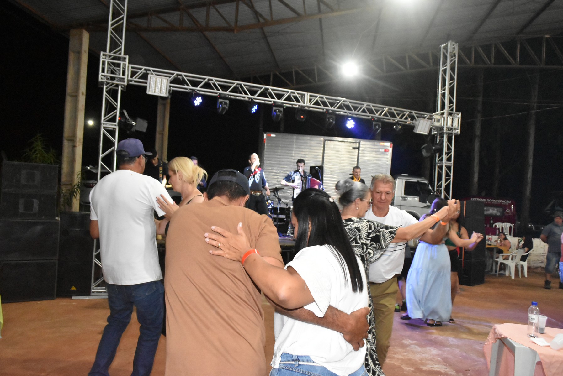 Iguatemi: Confraternização dos servidores municipais reúne mais de duas mil pessoas