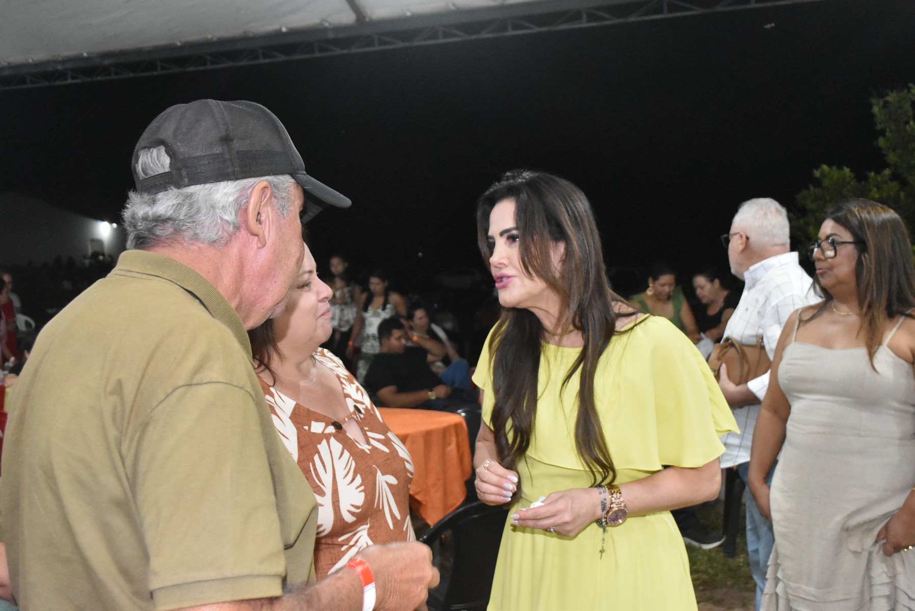 Iguatemi: Confraternização dos servidores municipais reúne mais de duas mil pessoas