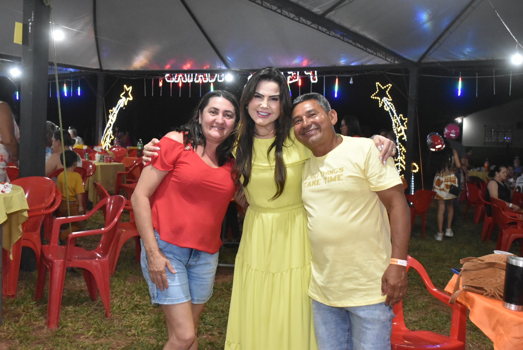 Iguatemi: Confraternização dos servidores municipais reúne mais de duas mil pessoas