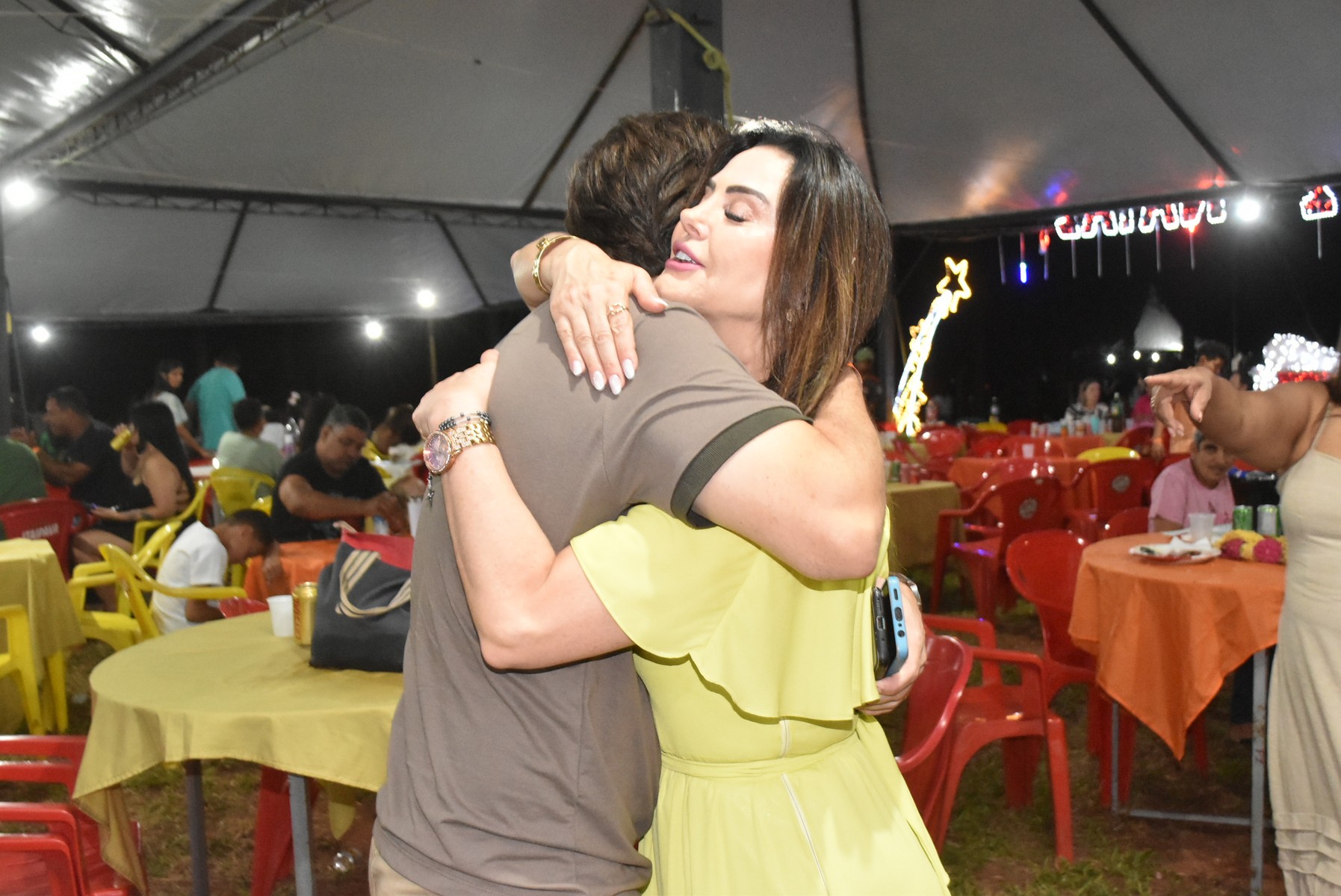 Iguatemi: Confraternização dos servidores municipais reúne mais de duas mil pessoas