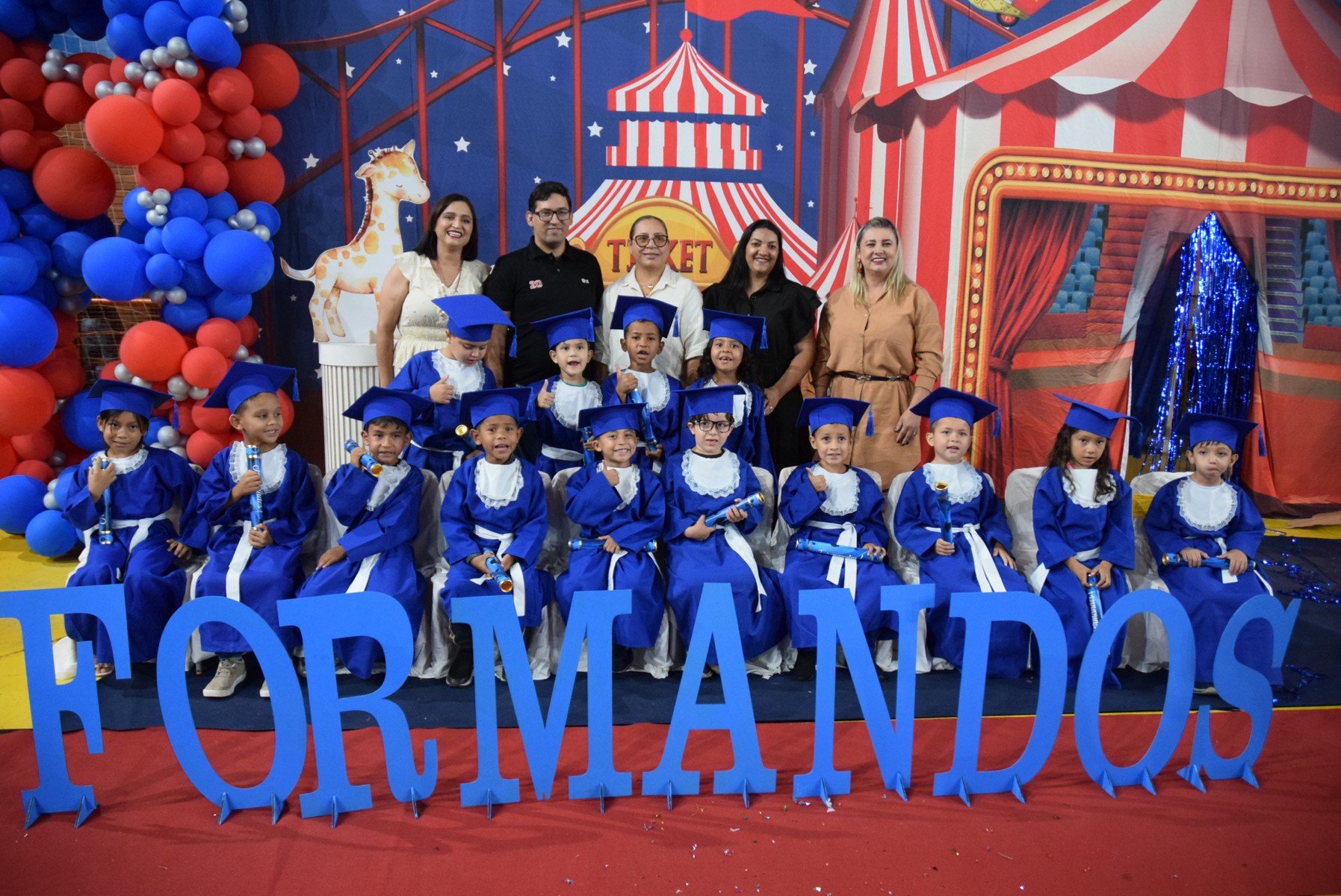 Em noite mágica, Secretaria de Educação de Iguatemi realiza formatura dos alunos do Pré-II da Educação Infantil 2025 Em noite mágica, Secretaria de Educação de Iguatemi realiza formatura dos alunos do Pré-II da Educação Infantil 2025