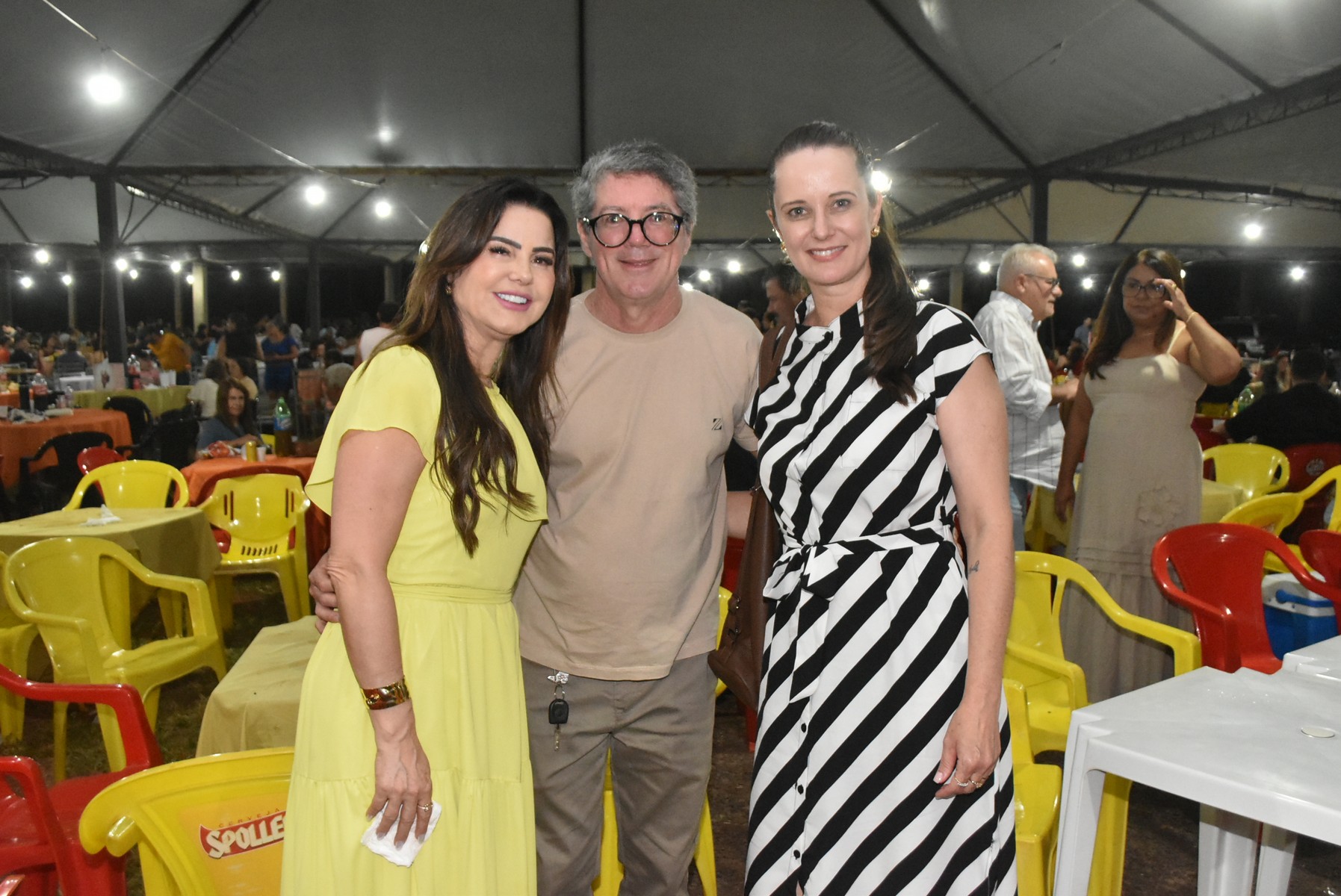 Iguatemi: Confraternização dos servidores municipais reúne mais de duas mil pessoas