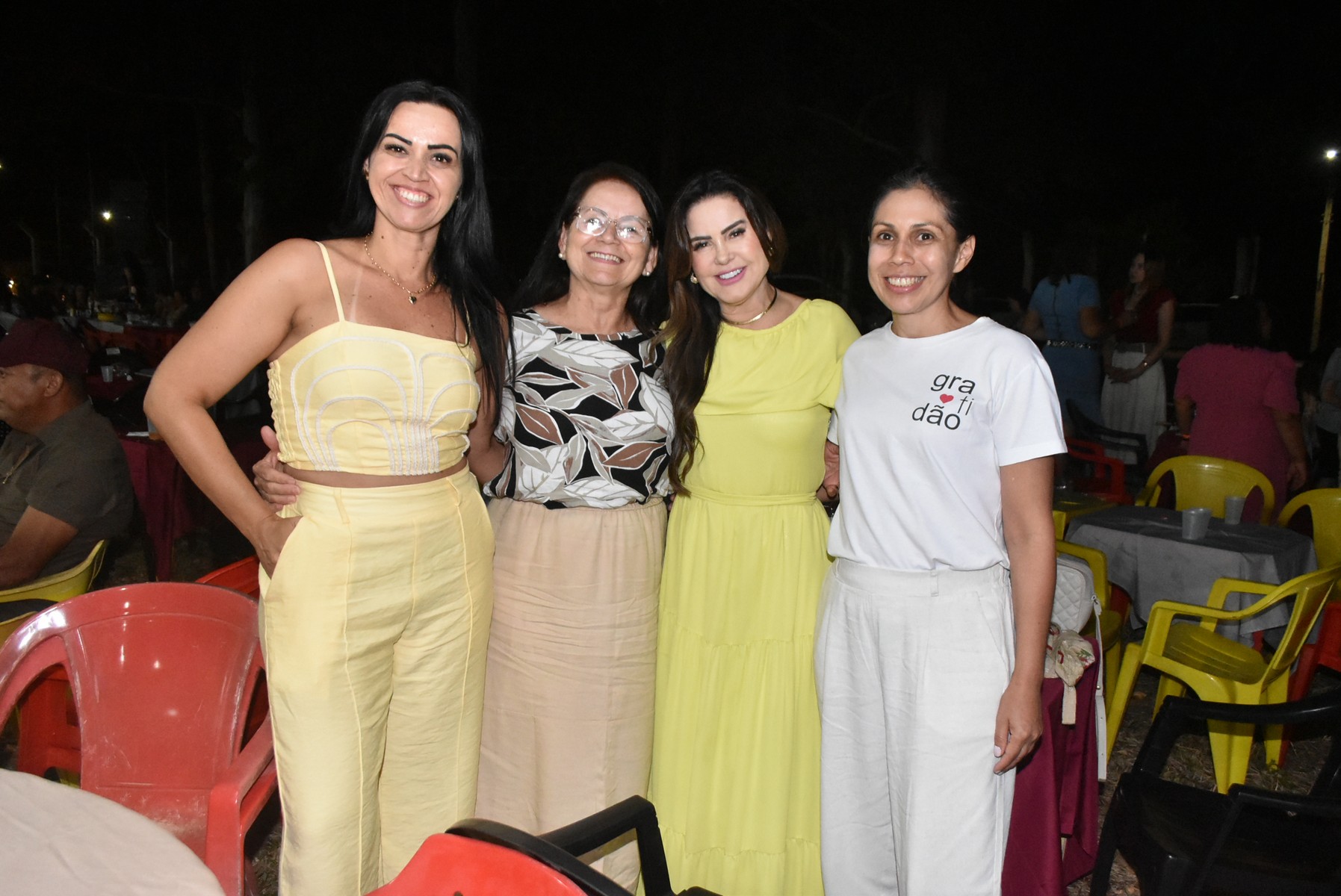 Iguatemi: Confraternização dos servidores municipais reúne mais de duas mil pessoas