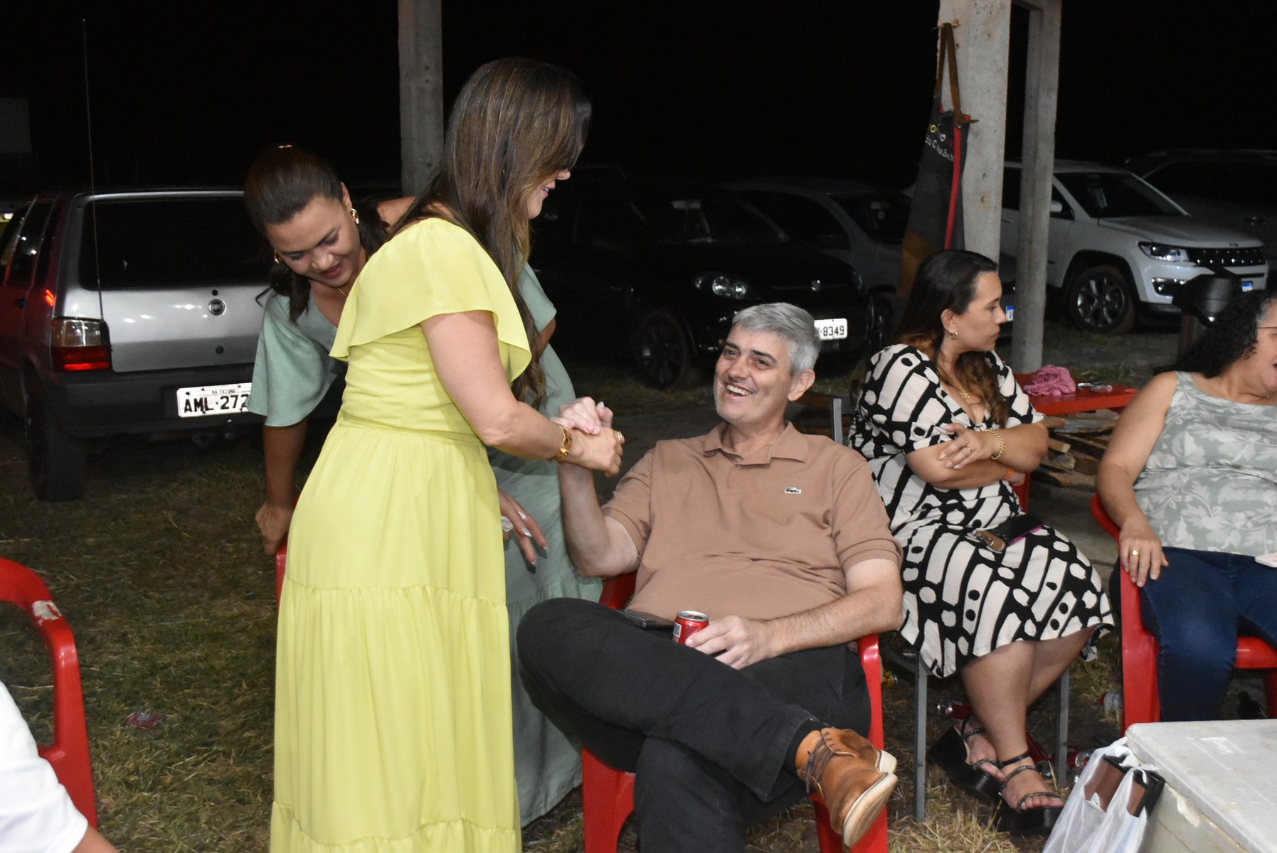 Iguatemi: Confraternização dos servidores municipais reúne mais de duas mil pessoas