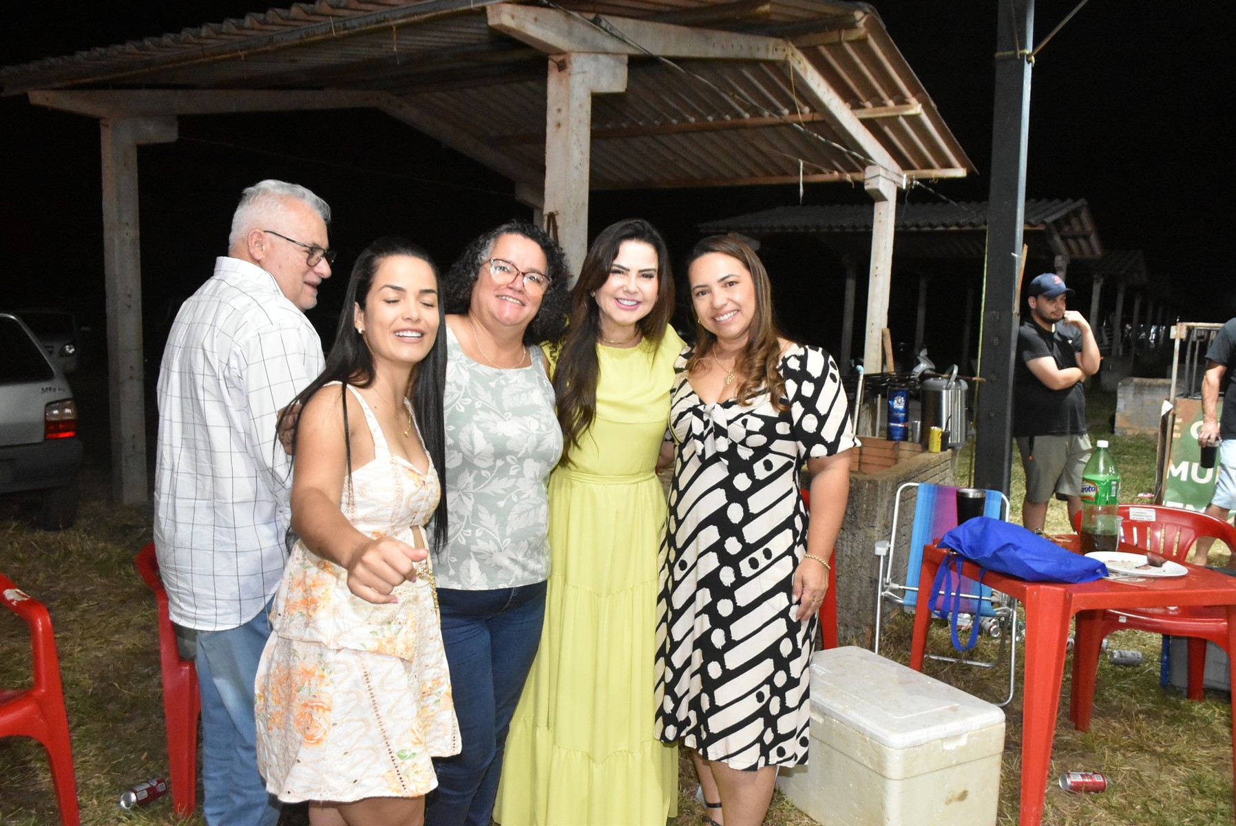 Iguatemi: Confraternização dos servidores municipais reúne mais de duas mil pessoas