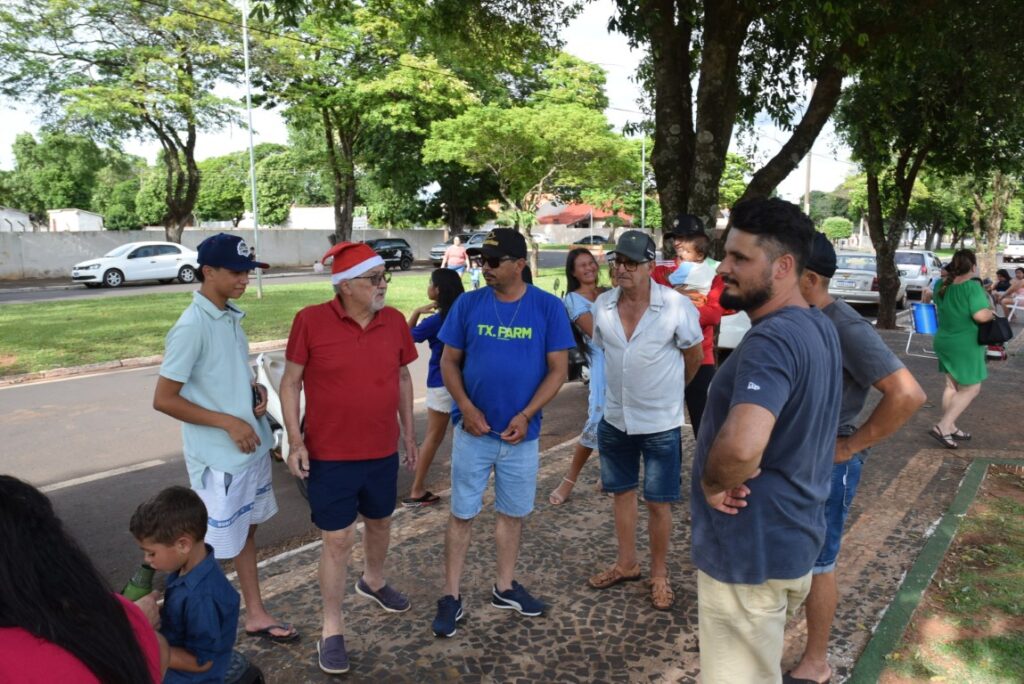 4 mil brinquedos distribuídos levam alegria às crianças iguatemienses na 5ª edição do Natal Feliz