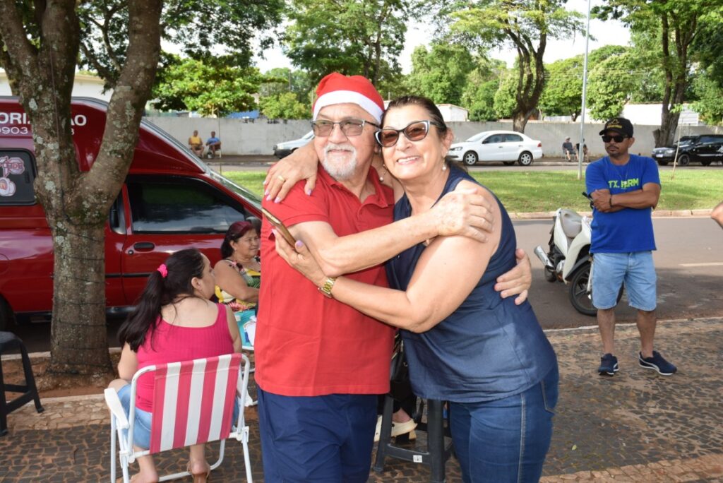 4 mil brinquedos distribuídos levam alegria às crianças iguatemienses na 5ª edição do Natal Feliz