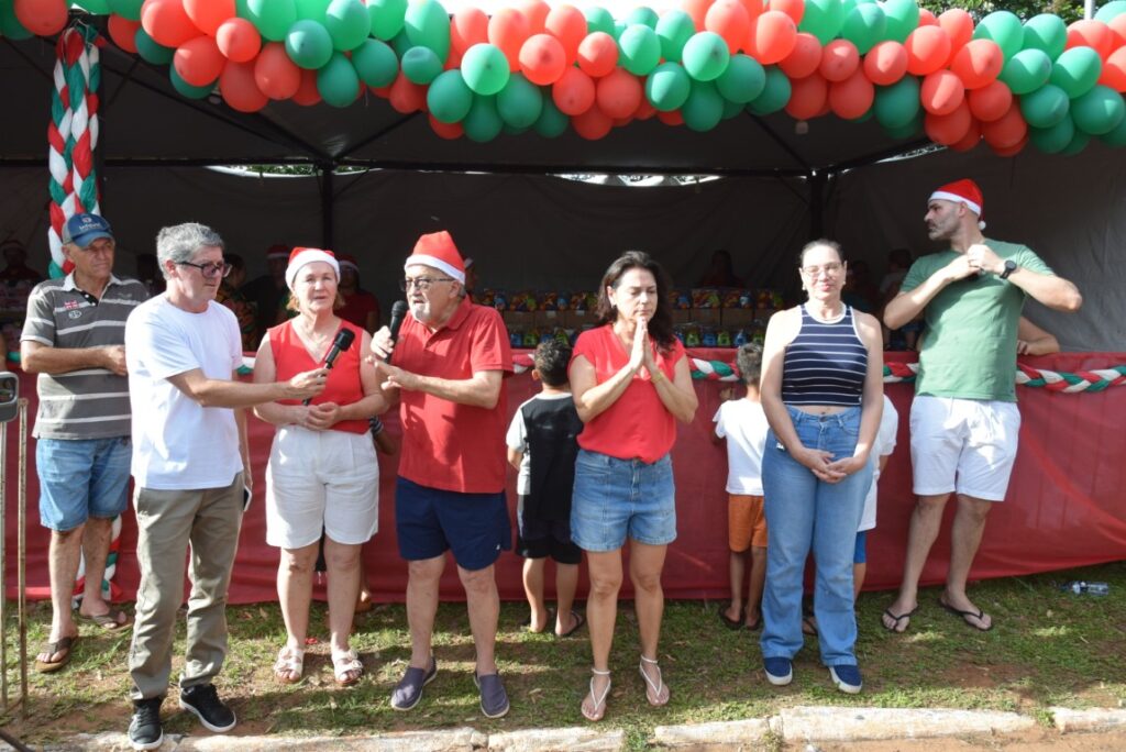 4 mil brinquedos distribuídos levam alegria às crianças iguatemienses na 5ª edição do Natal Feliz