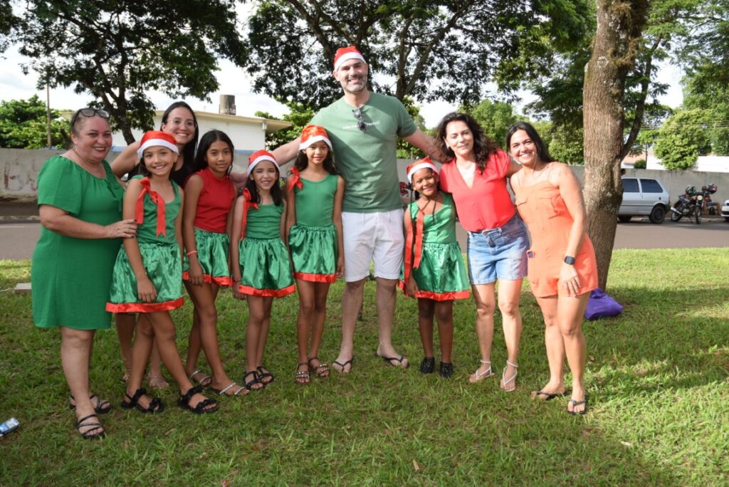 4 mil brinquedos distribuídos levam alegria às crianças iguatemienses na 5ª edição do Natal Feliz