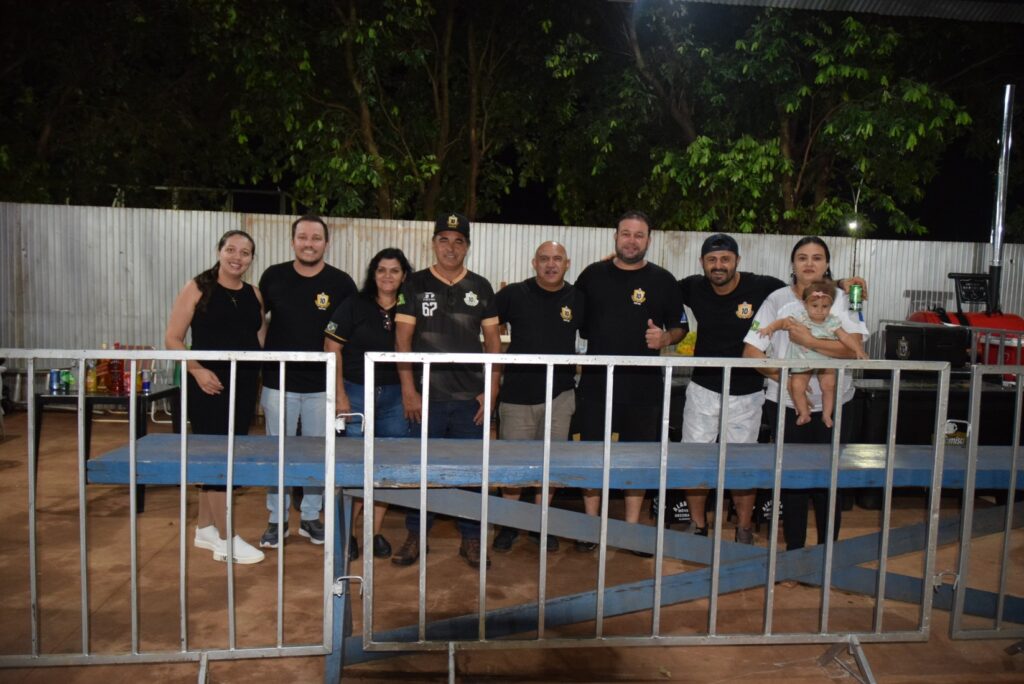 Iguatemi: Primeira noite de réveillon reuniu milhares de pessoas na Praça João Francisco Lopes, no show da dupla nacional “Us Agroboy”