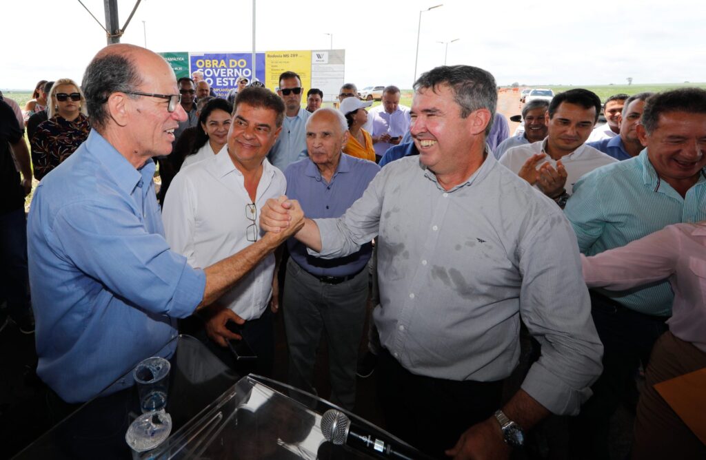 Em Juti e Amambai, Governo de MS lança obra da MS-289 e entrega obras de educação e infrastrutura Em Juti e Amambai, Governo de MS lança obra da MS-289 e entrega obras de educação e infrastrutura