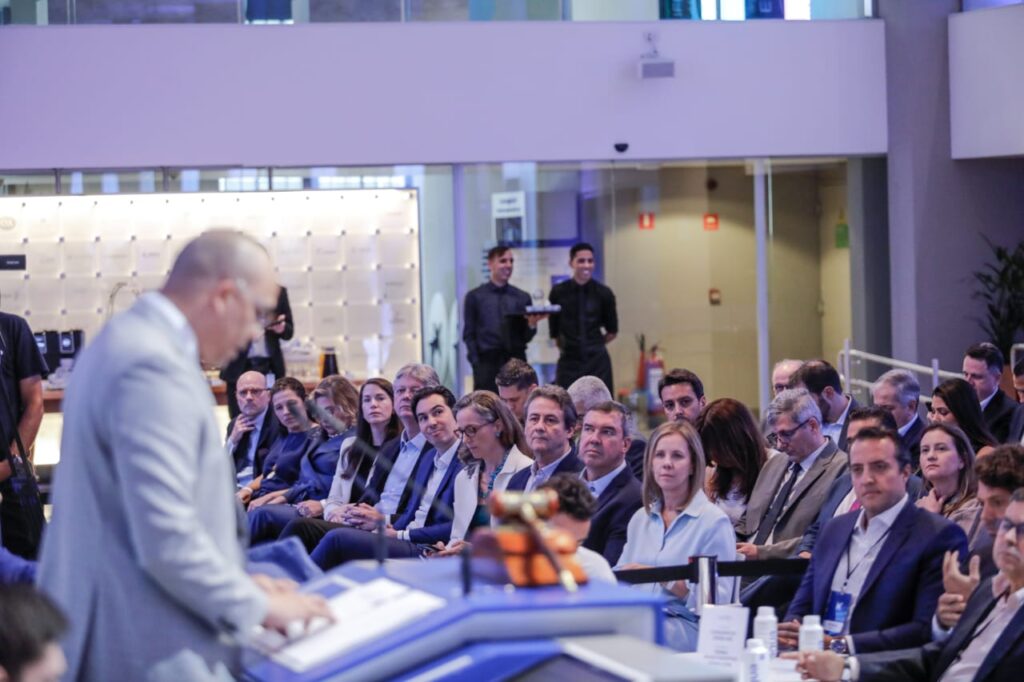 Proposta de R$ 15,9 milhões e com deságio de 22% vence leilão da PPP do Hospital Regional de Mato Grosso do Sul Proposta de R$ 15,9 milhões e com deságio de 22% vence leilão da PPP do Hospital Regional de Mato Grosso do Sul