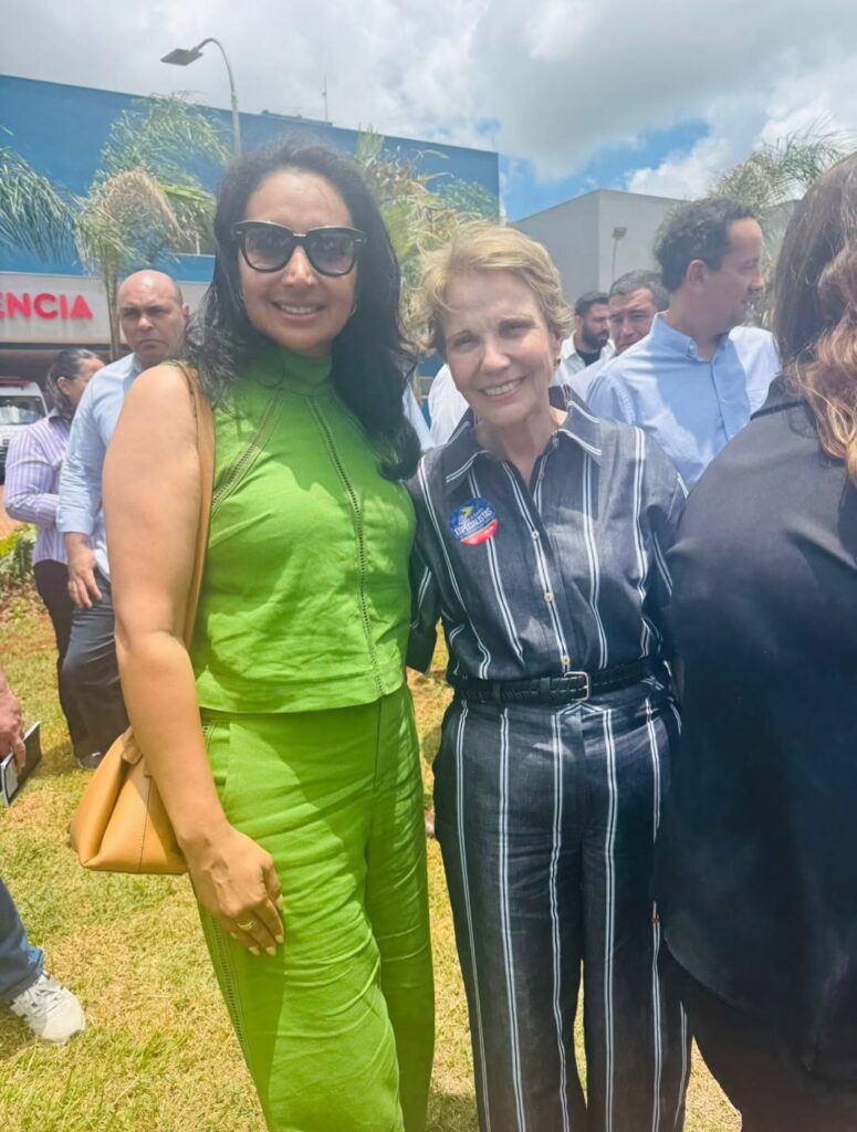 Prefeito e secretárias de Paranhos acompanham inauguração do Hospital Regional de Dourados