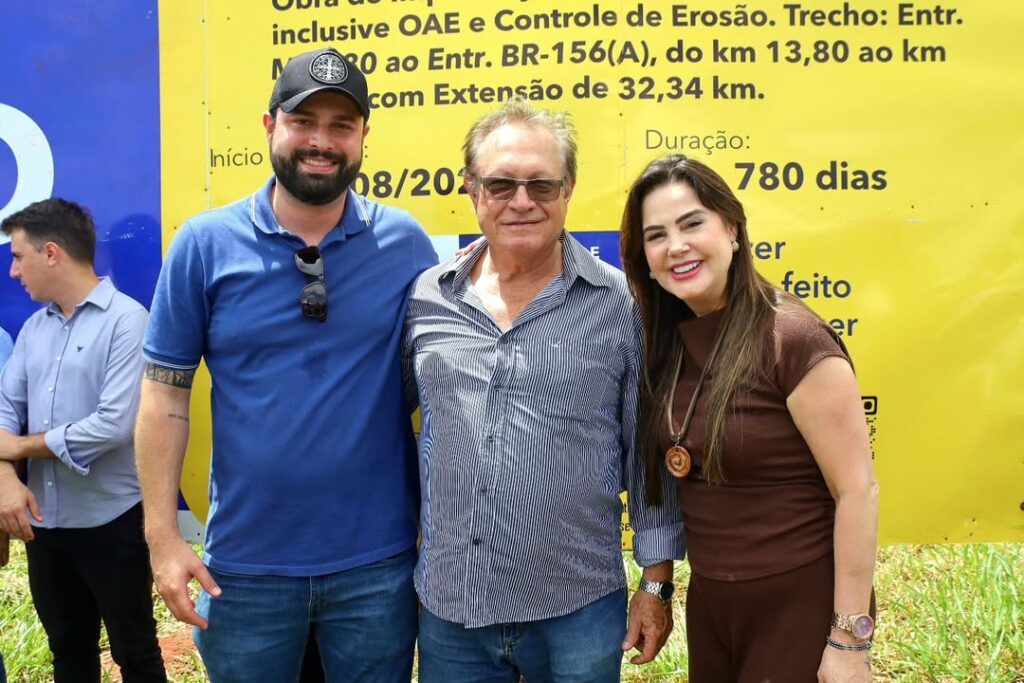 Mara Caseiro e Eduardo Riedel assinam autorização para pavimentação da MS-289, entre Amambai e Juti