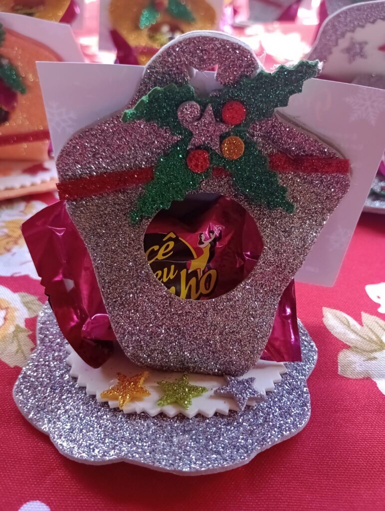 APAE de Paranhos encerra ano letivo com confraternização entre alunos, profissionais e familiares